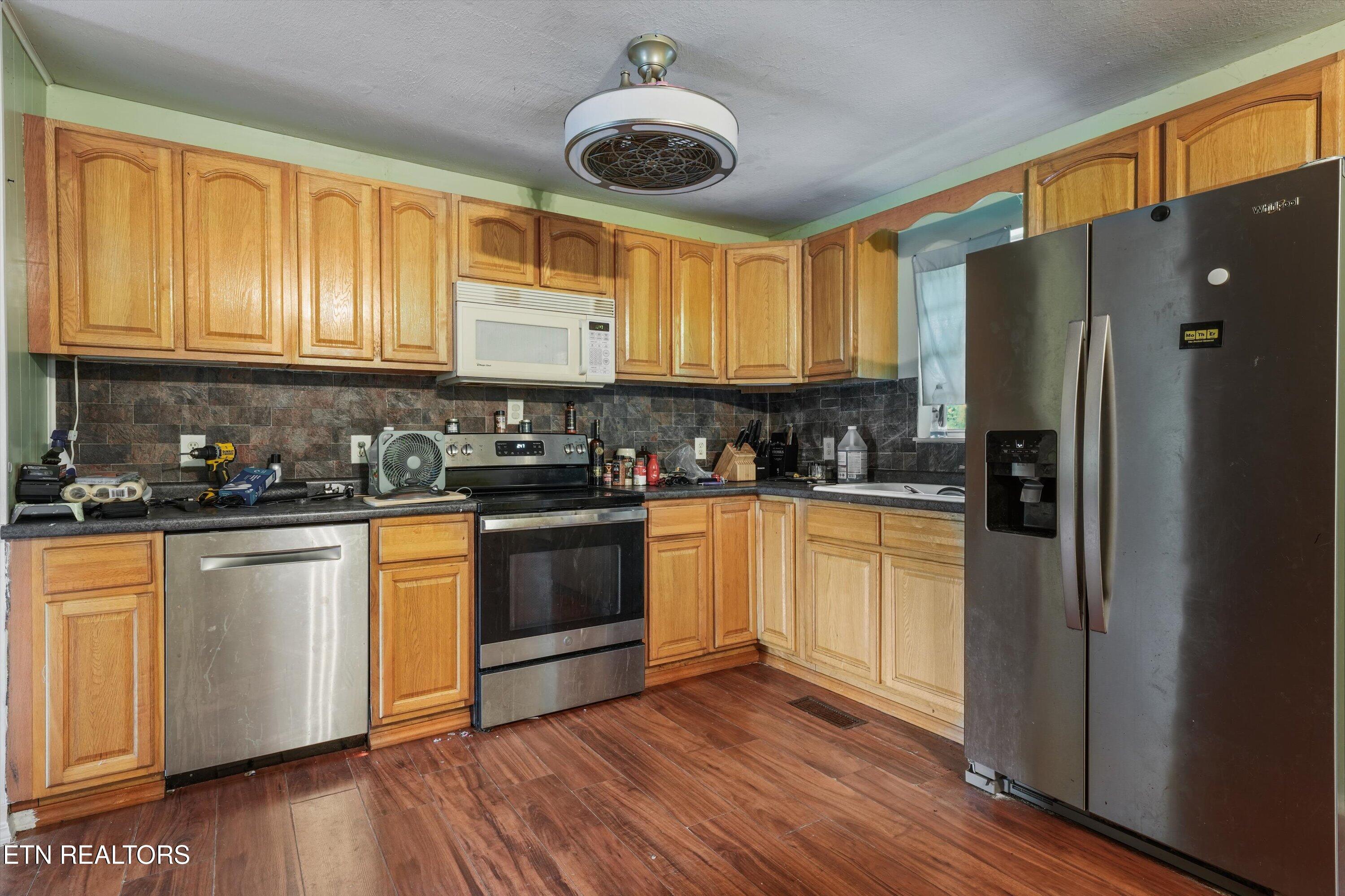 1443 Johnathan Drive Louisville TN 37777