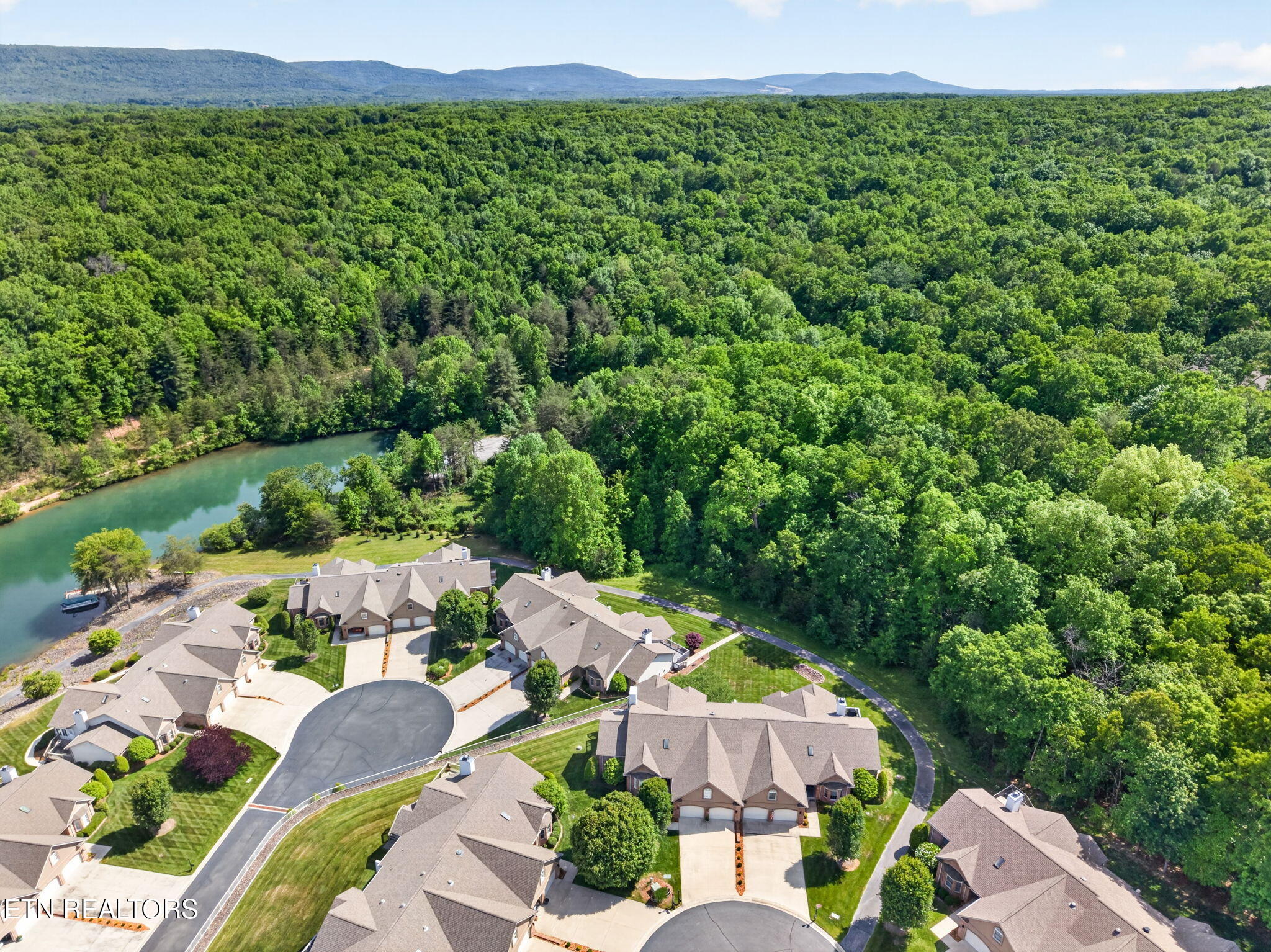 152 Lafayette Terrace Crossville TN 38558