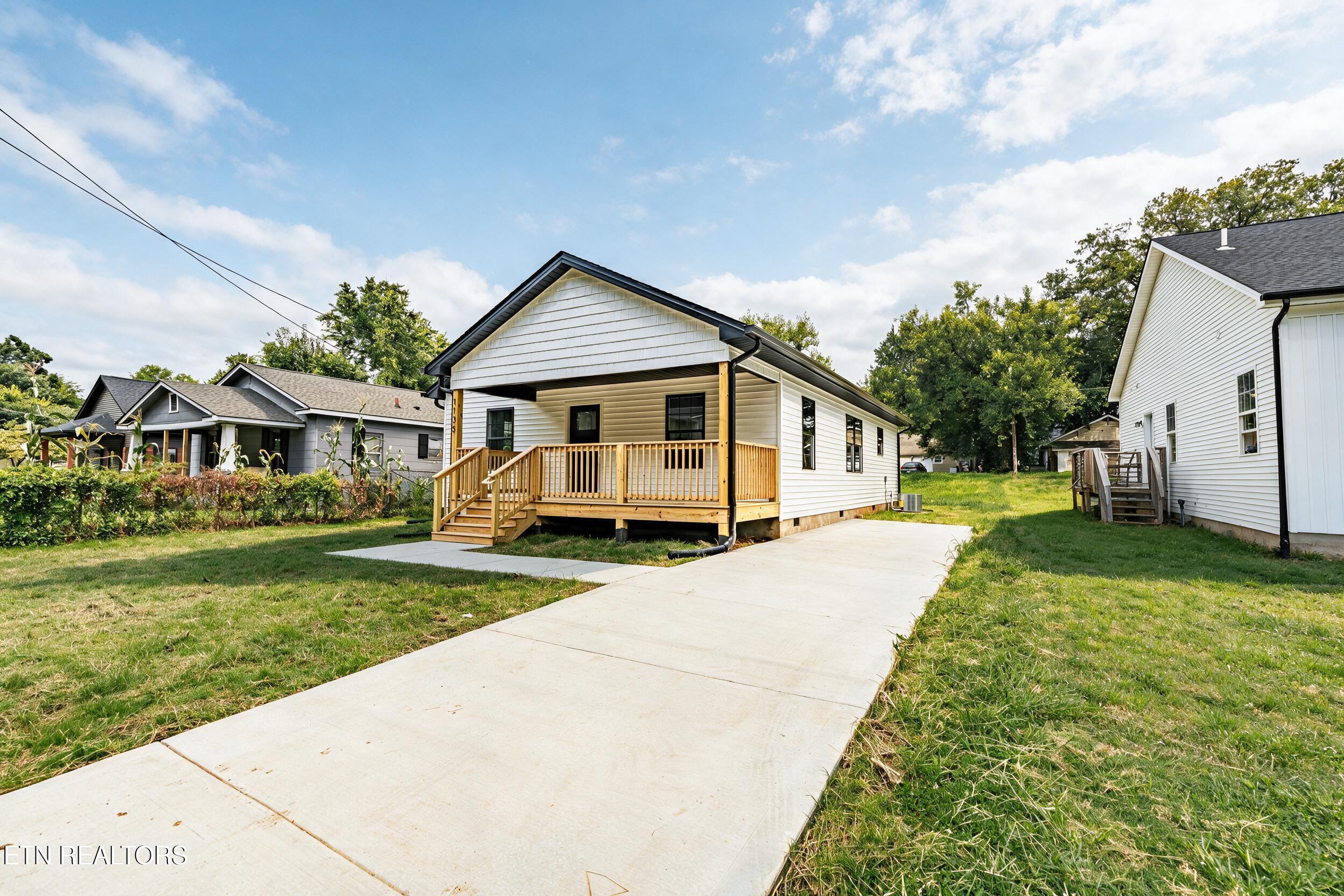 1135 Massachusetts Avenue Knoxville TN 37921