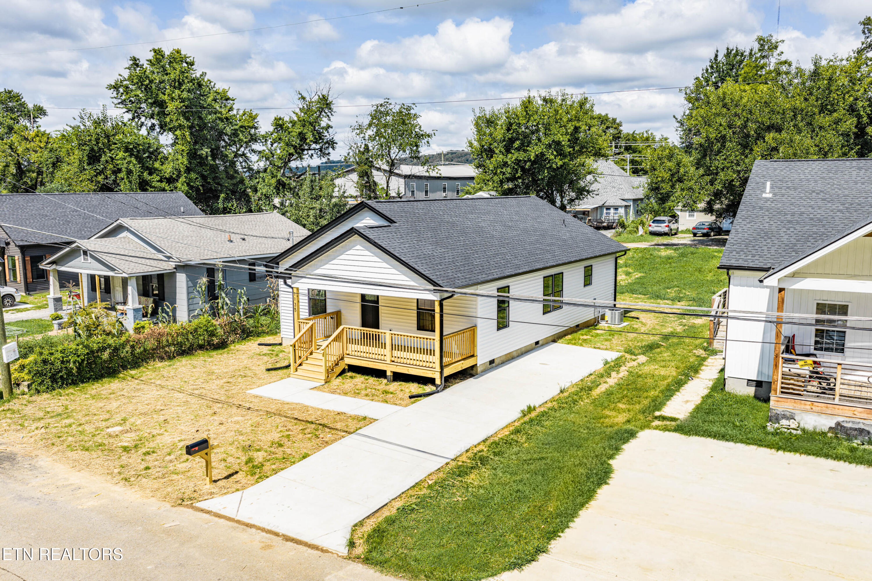 1135 Massachusetts Avenue Knoxville TN 37921