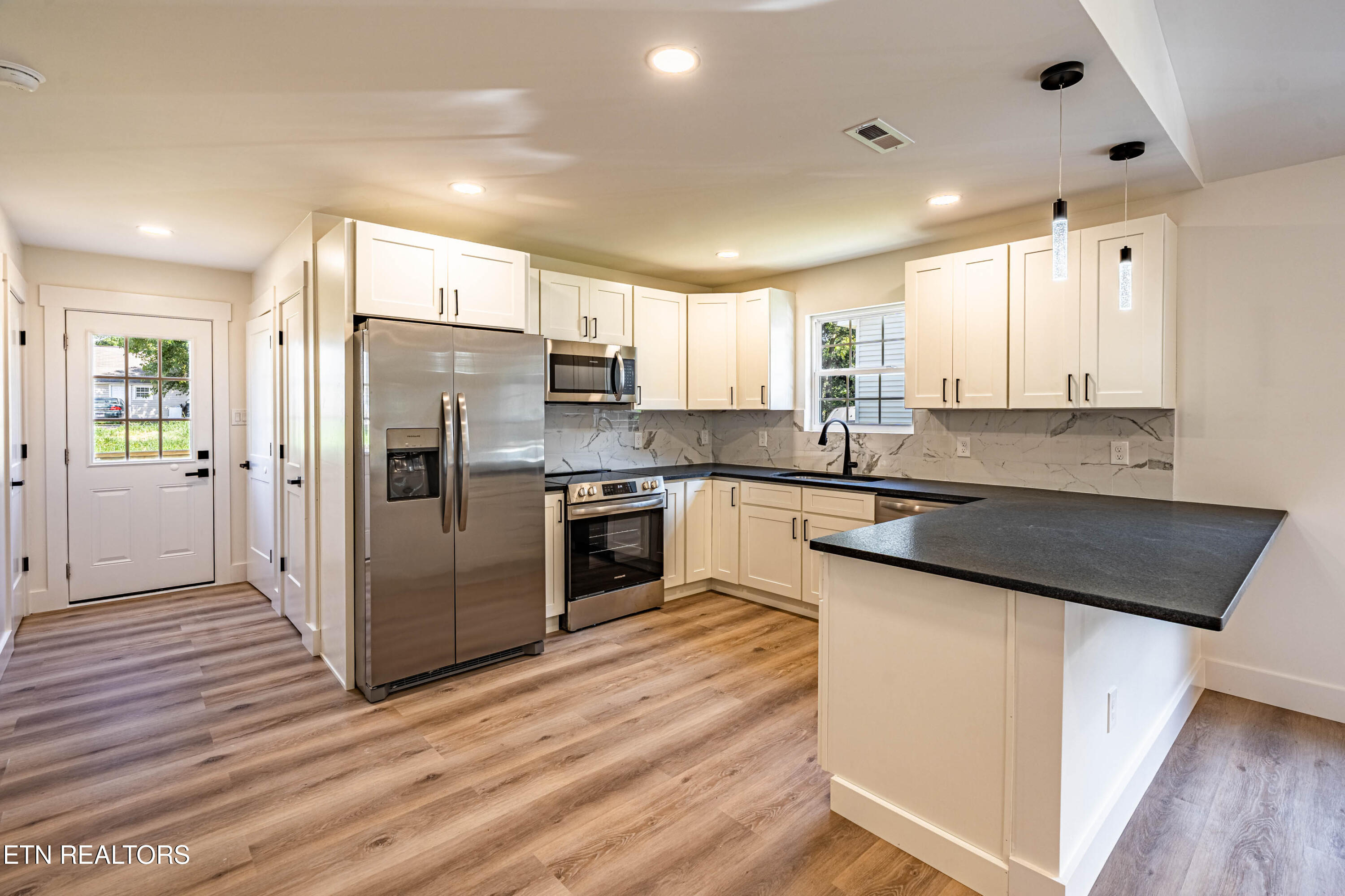1135 Massachusetts Avenue Knoxville TN 37921
