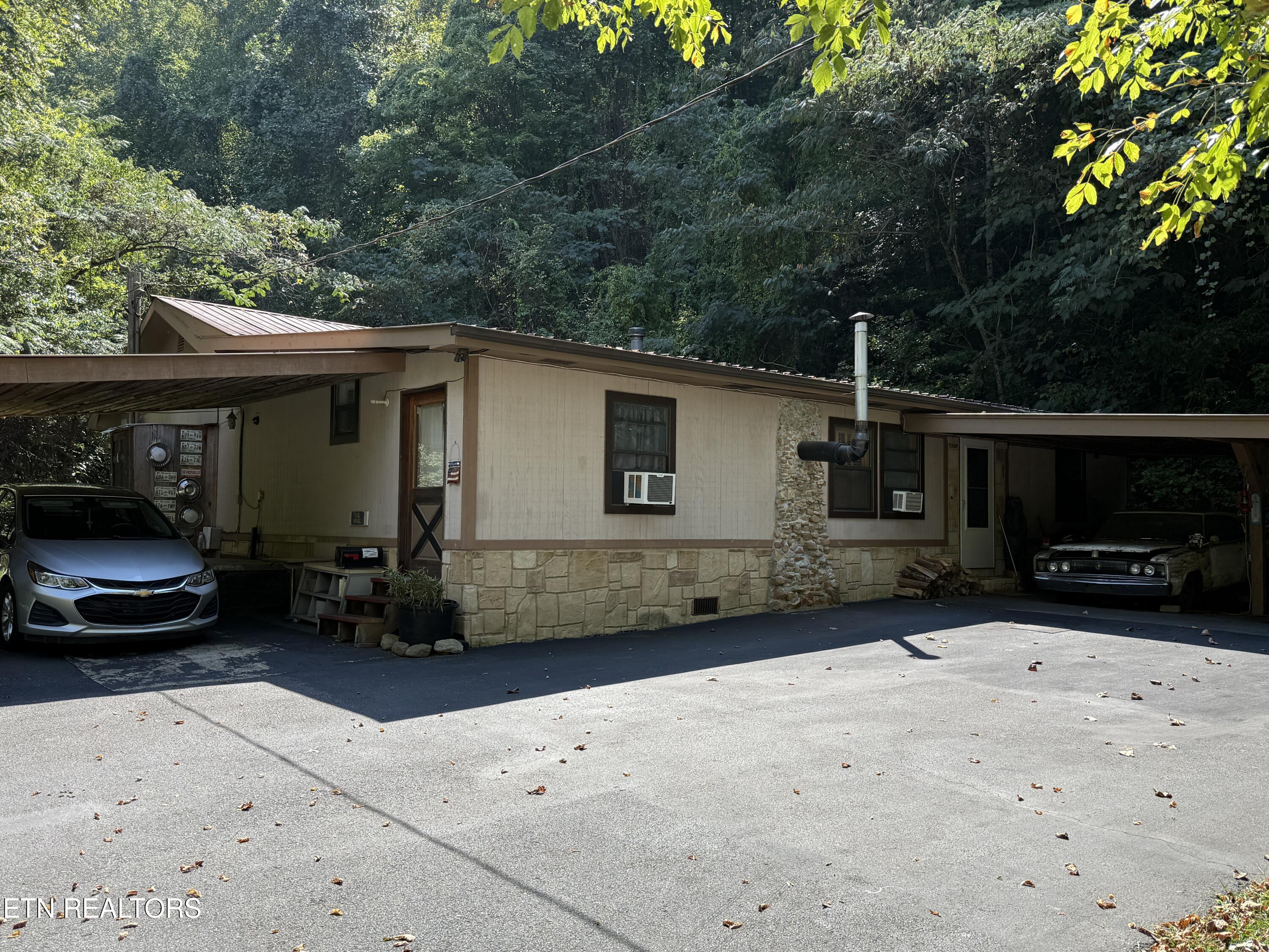 1069 Bryan View Road Sevierville TN 37862