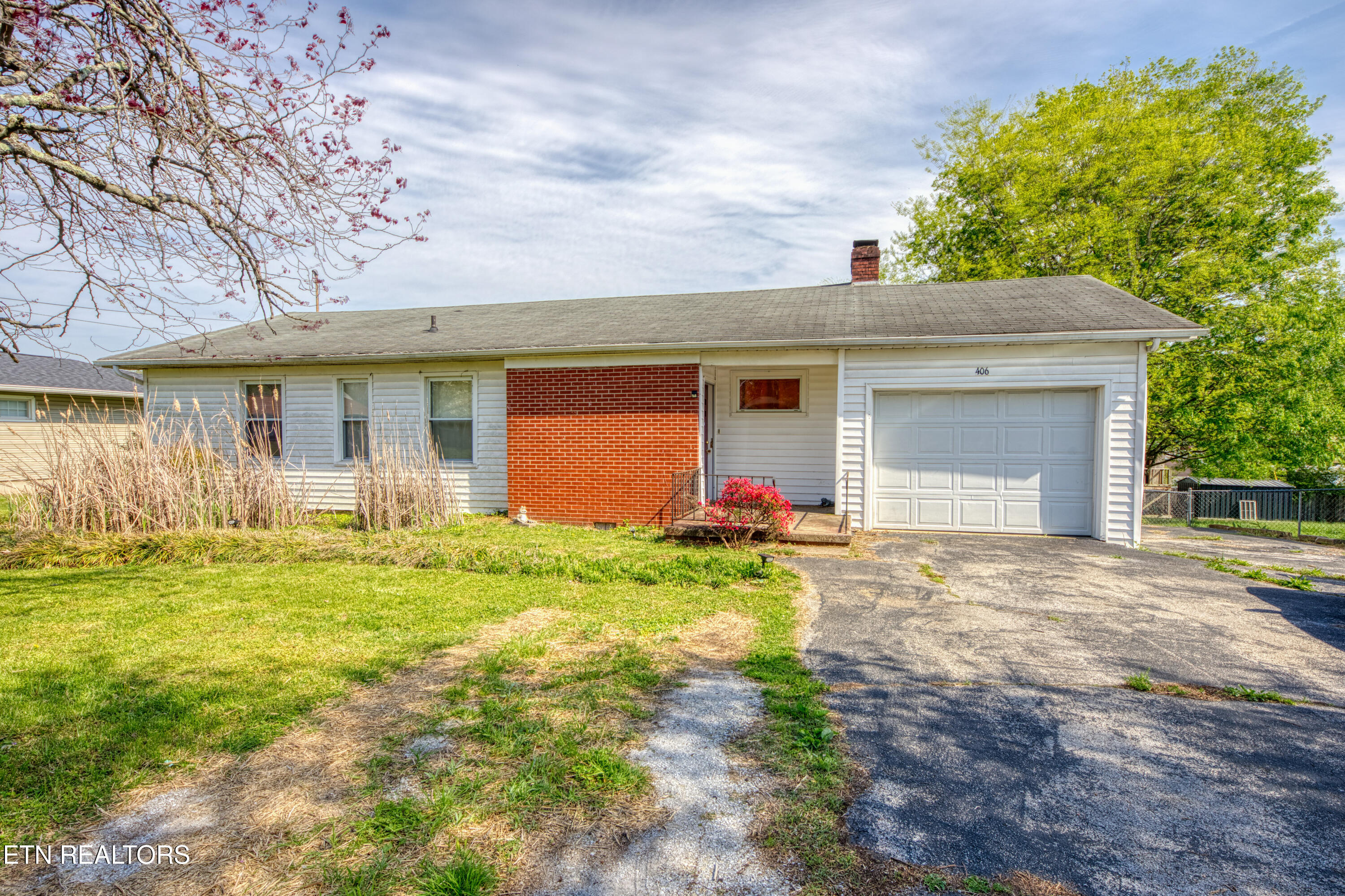 406 Highland Drive Clinton TN 37716