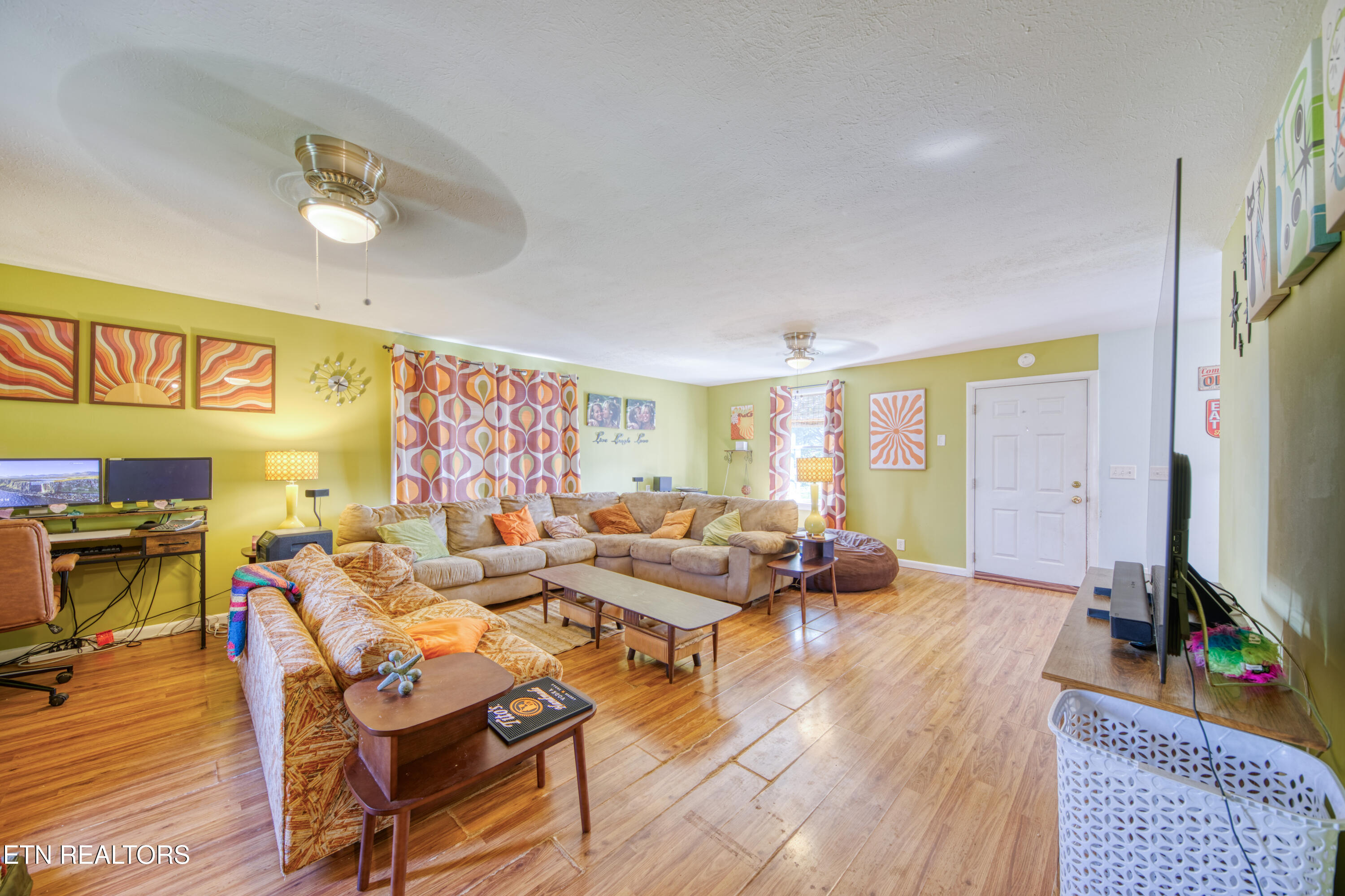 406 Highland Drive Clinton TN 37716