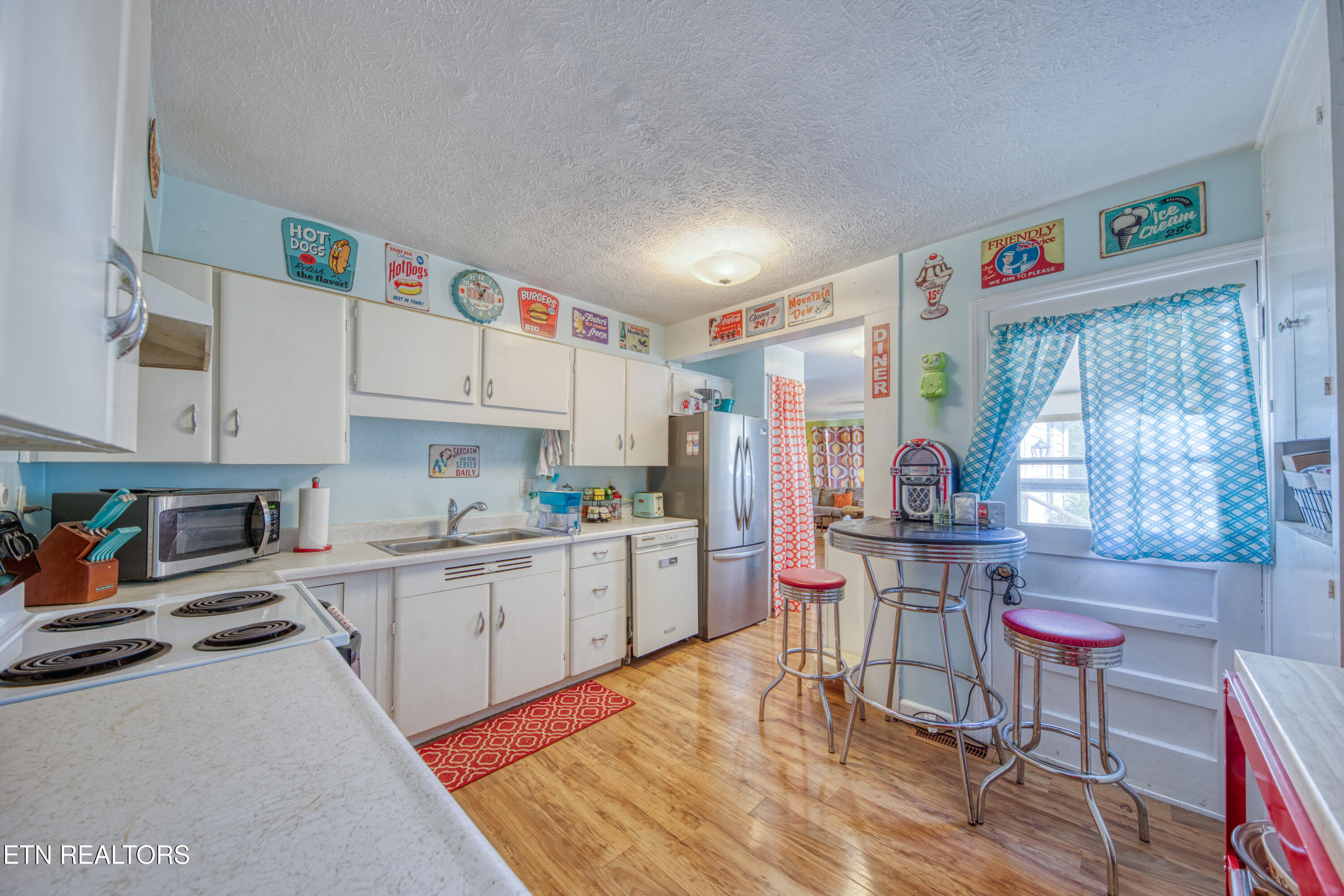 406 Highland Drive Clinton TN 37716