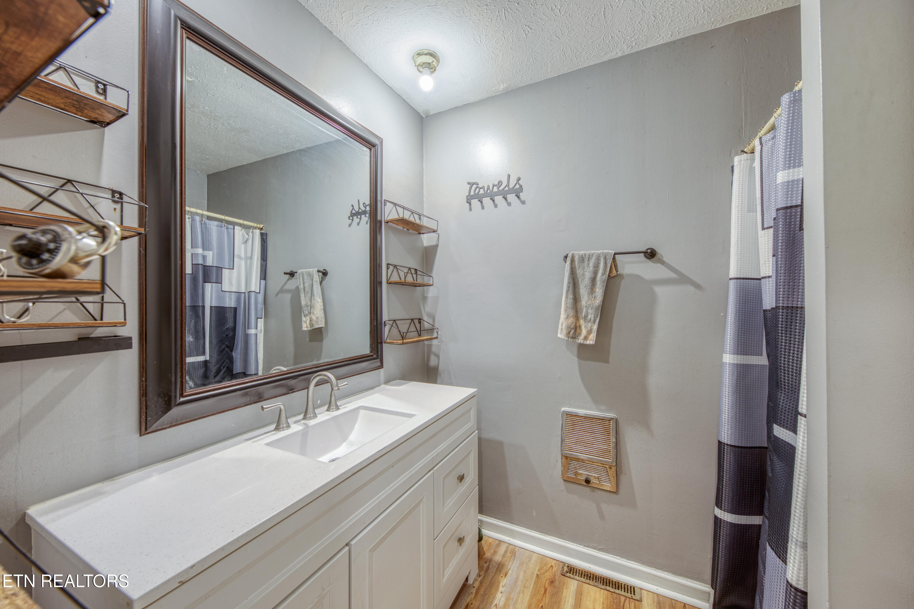 406 Highland Drive Clinton TN 37716