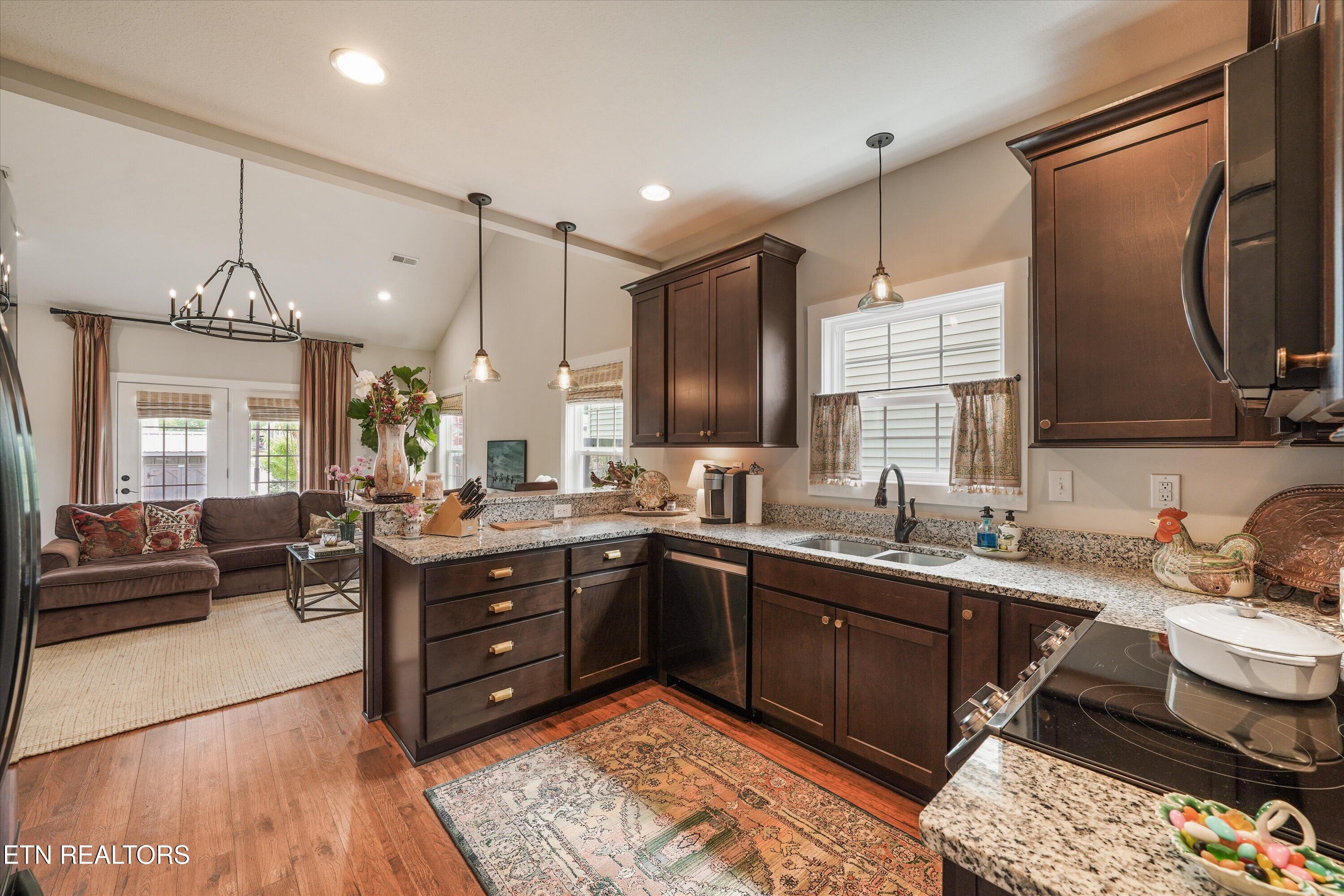 1566 Mills Street Alcoa TN 37701