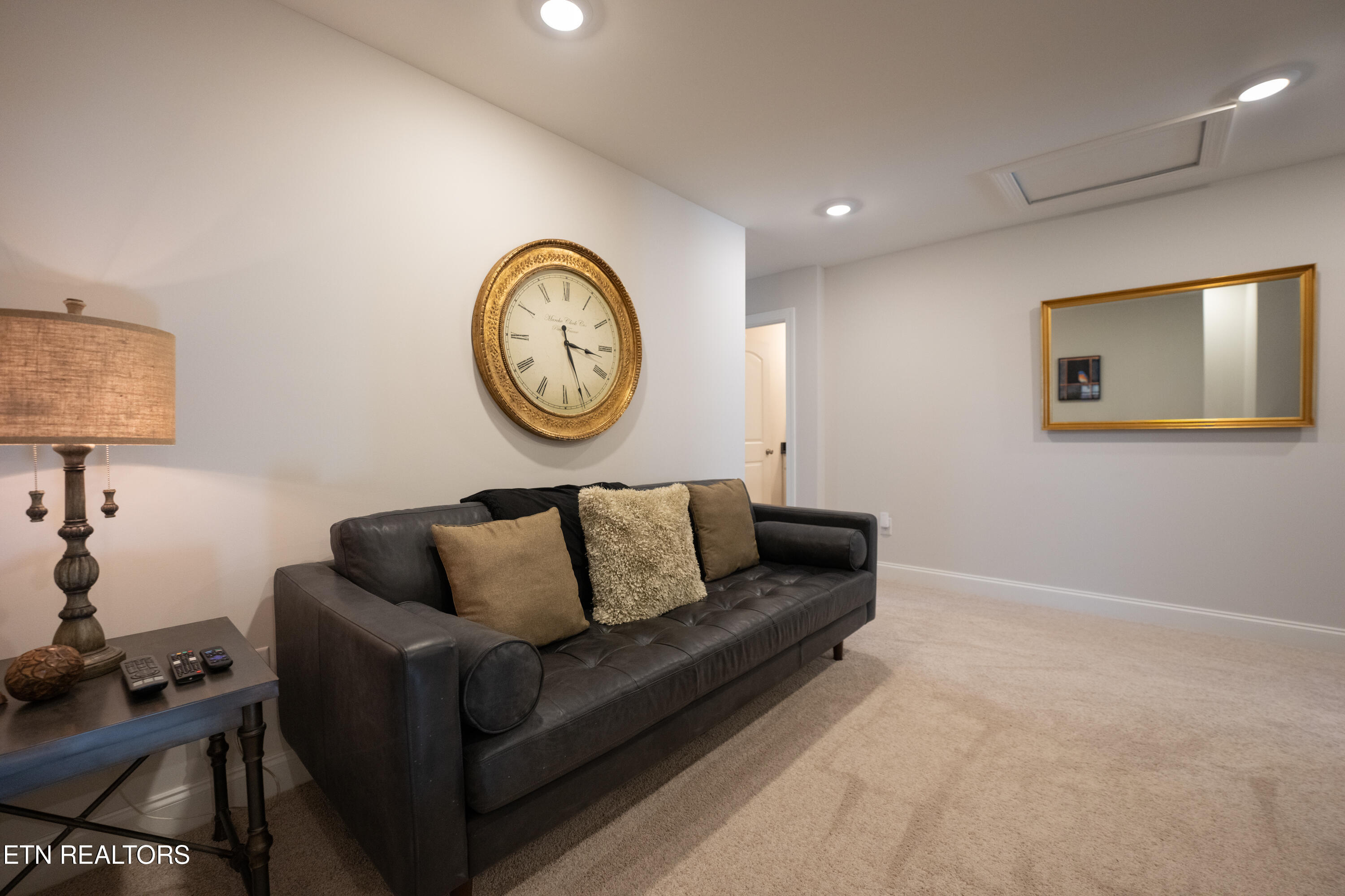 7364 Sun Blossom Lane Knoxville TN 37924