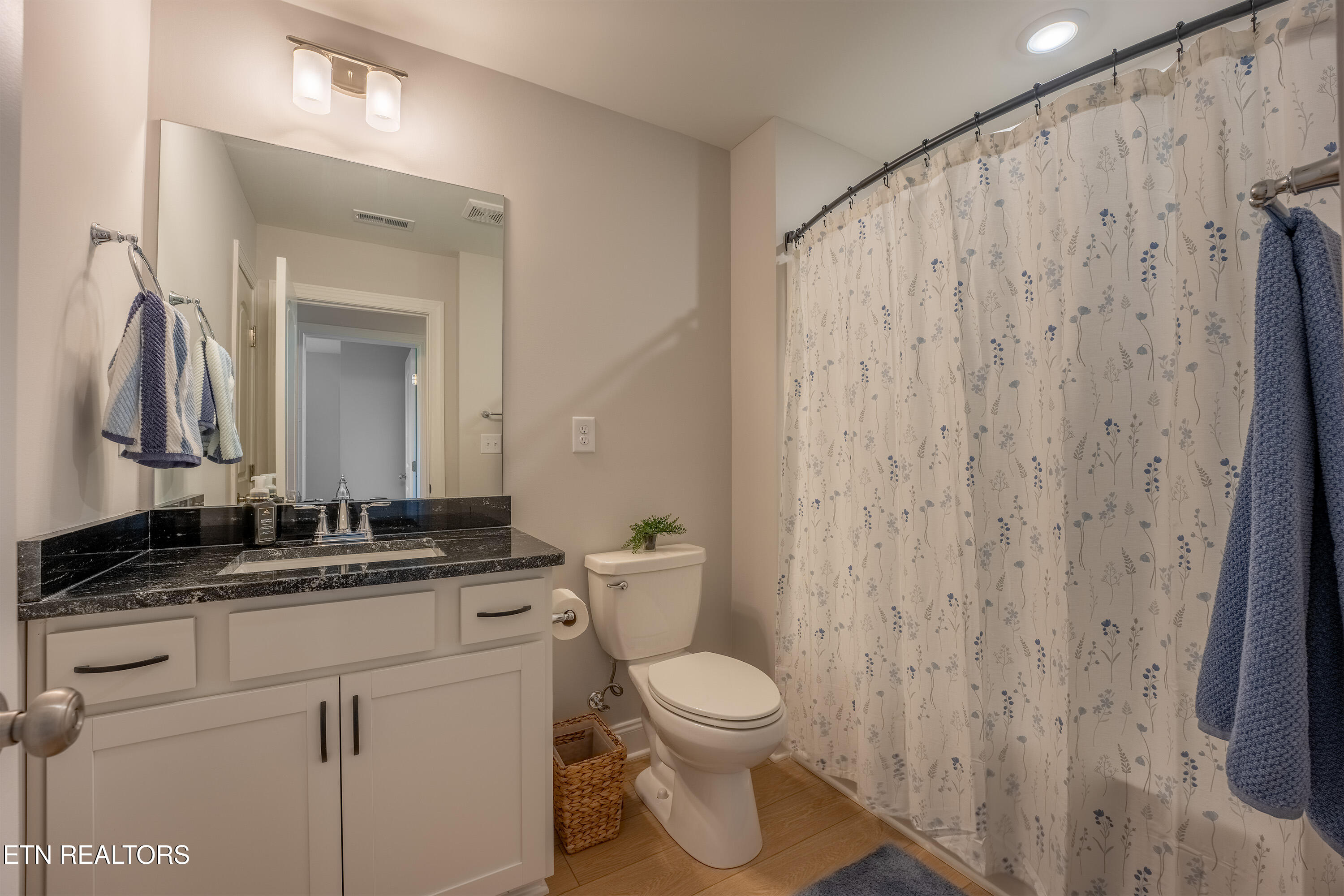 7364 Sun Blossom Lane Knoxville TN 37924
