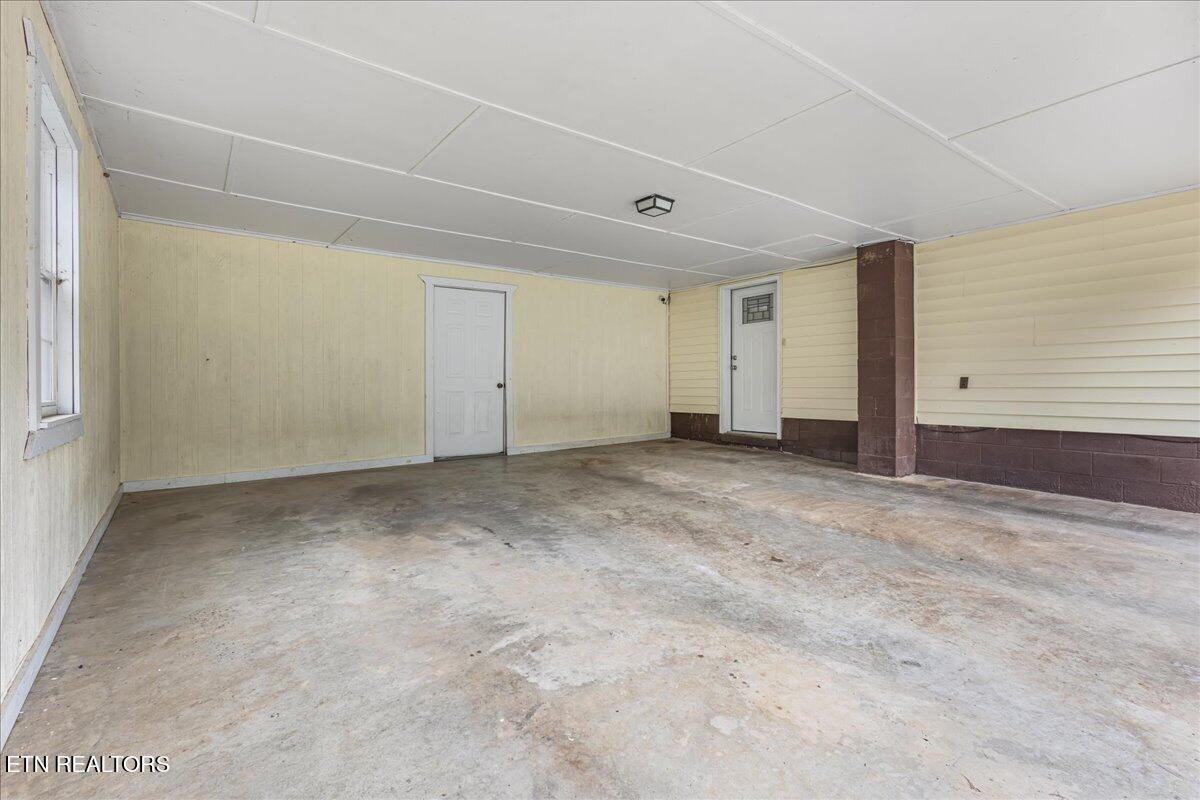 300 County Road 299 Sweetwater TN 37874