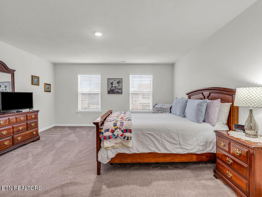 1711 Newbury Lane Maryville TN 37803