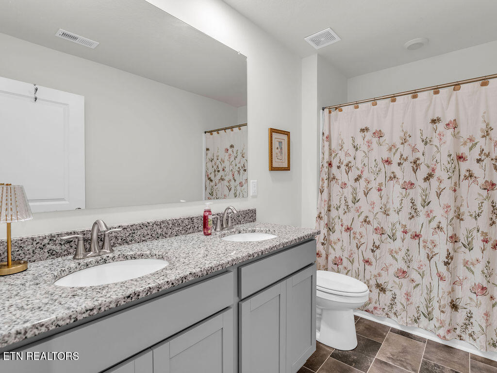 1711 Newbury Lane Maryville TN 37803