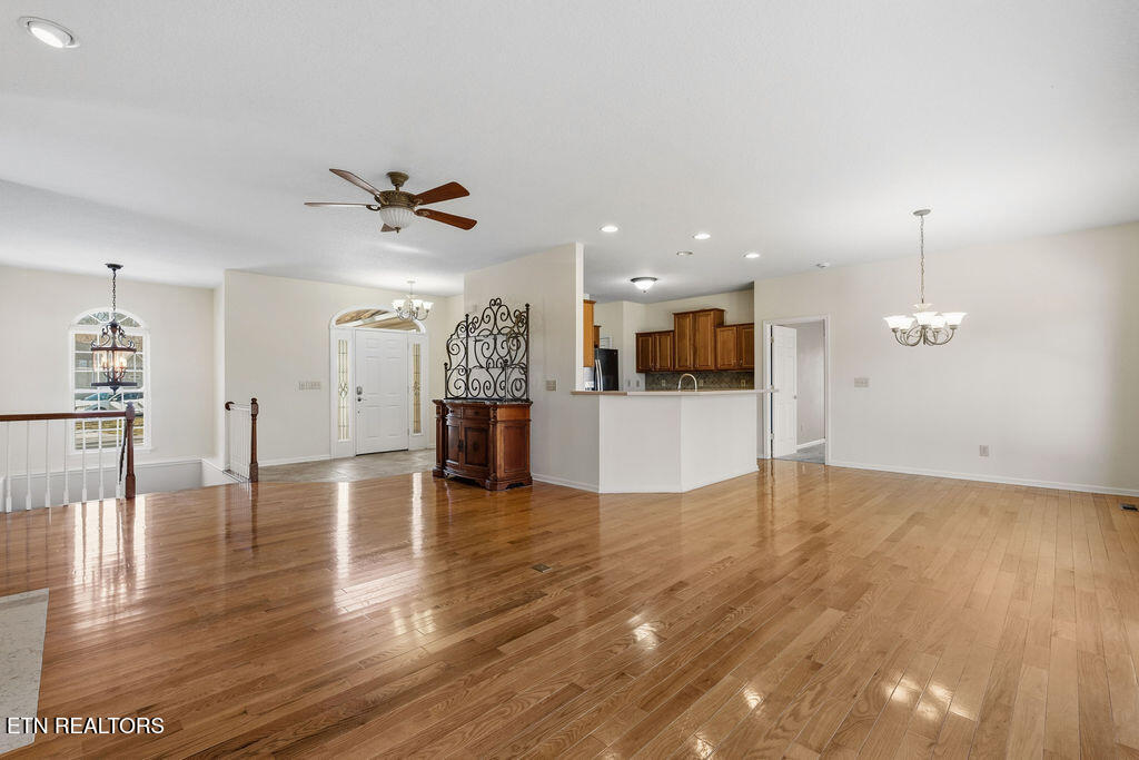 227 Saligugi Circle Loudon TN 37774
