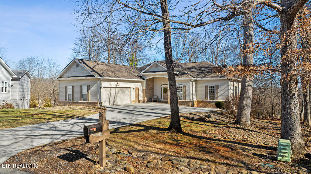 227 Saligugi Circle Loudon TN 37774