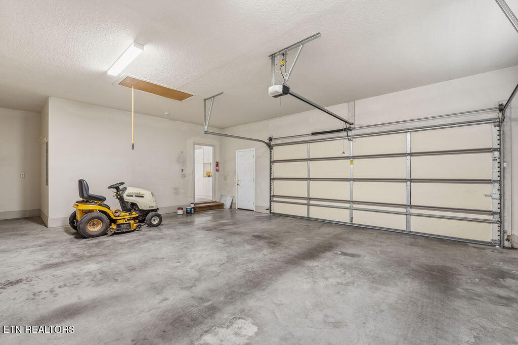 227 Saligugi Circle Loudon TN 37774
