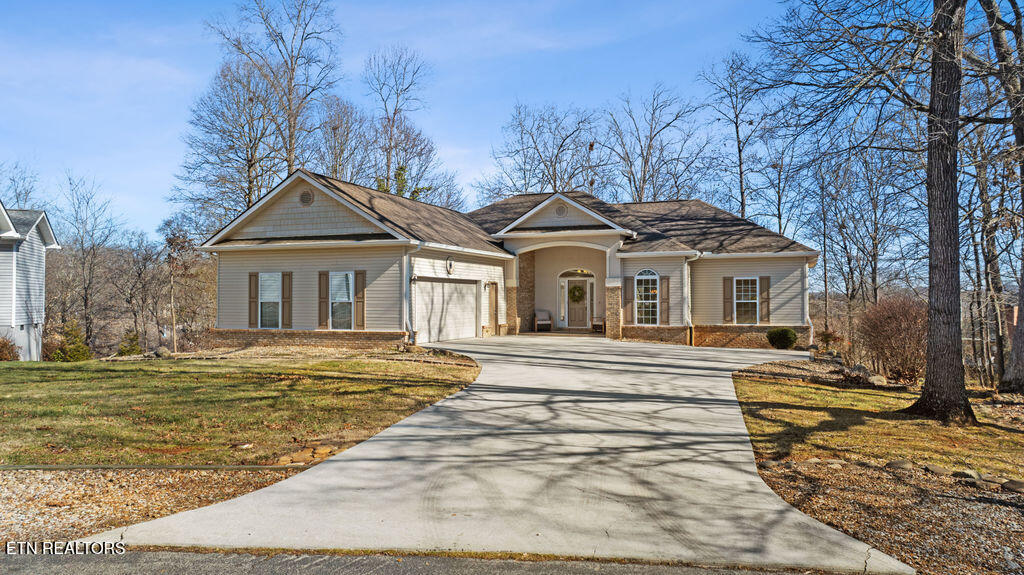 227 Saligugi Circle Loudon TN 37774