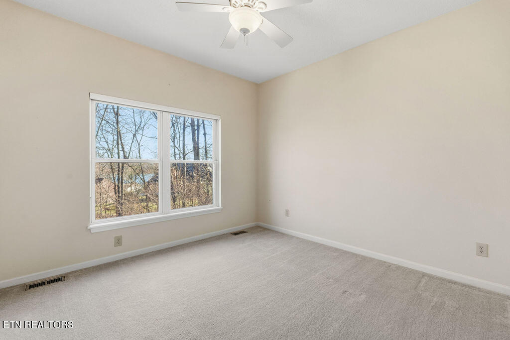 227 Saligugi Circle Loudon TN 37774