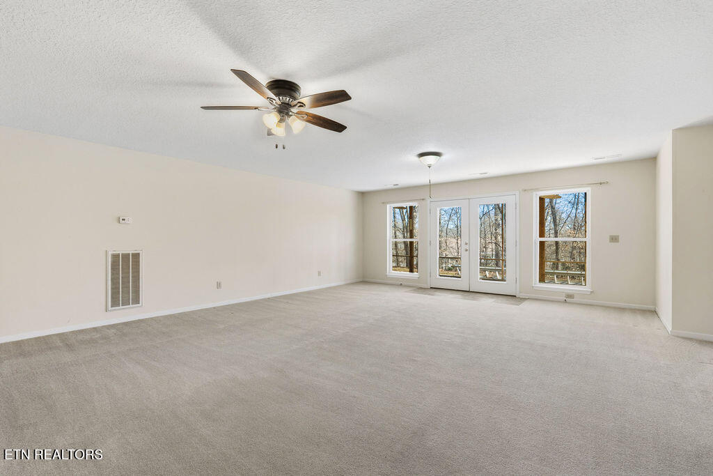 227 Saligugi Circle Loudon TN 37774