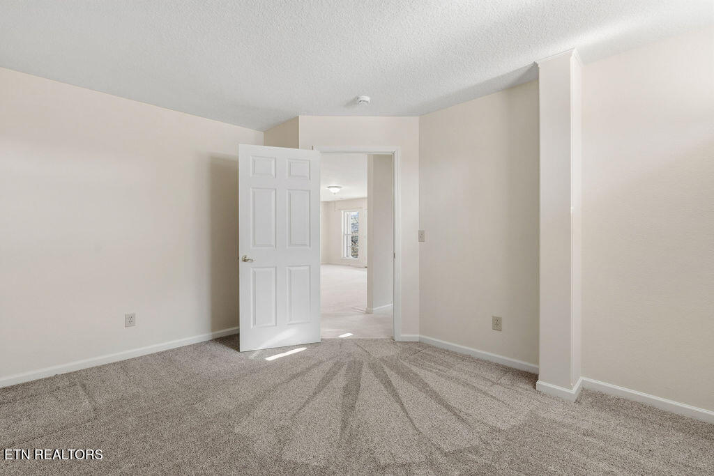 227 Saligugi Circle Loudon TN 37774