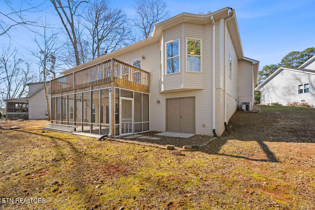 227 Saligugi Circle Loudon TN 37774