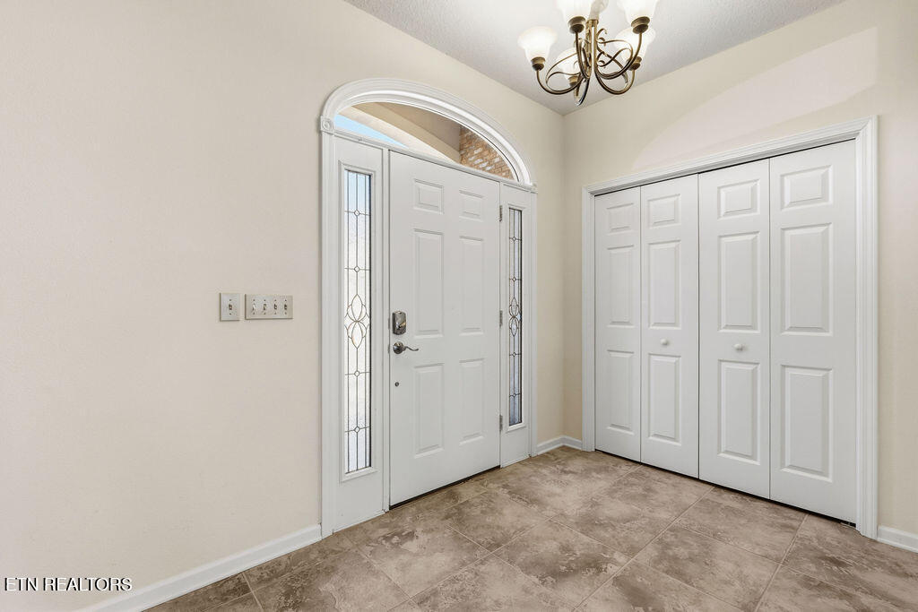 227 Saligugi Circle Loudon TN 37774