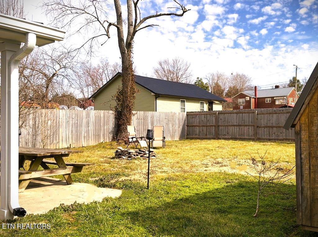 817 Oakland Park Drive Livingston TN 38570