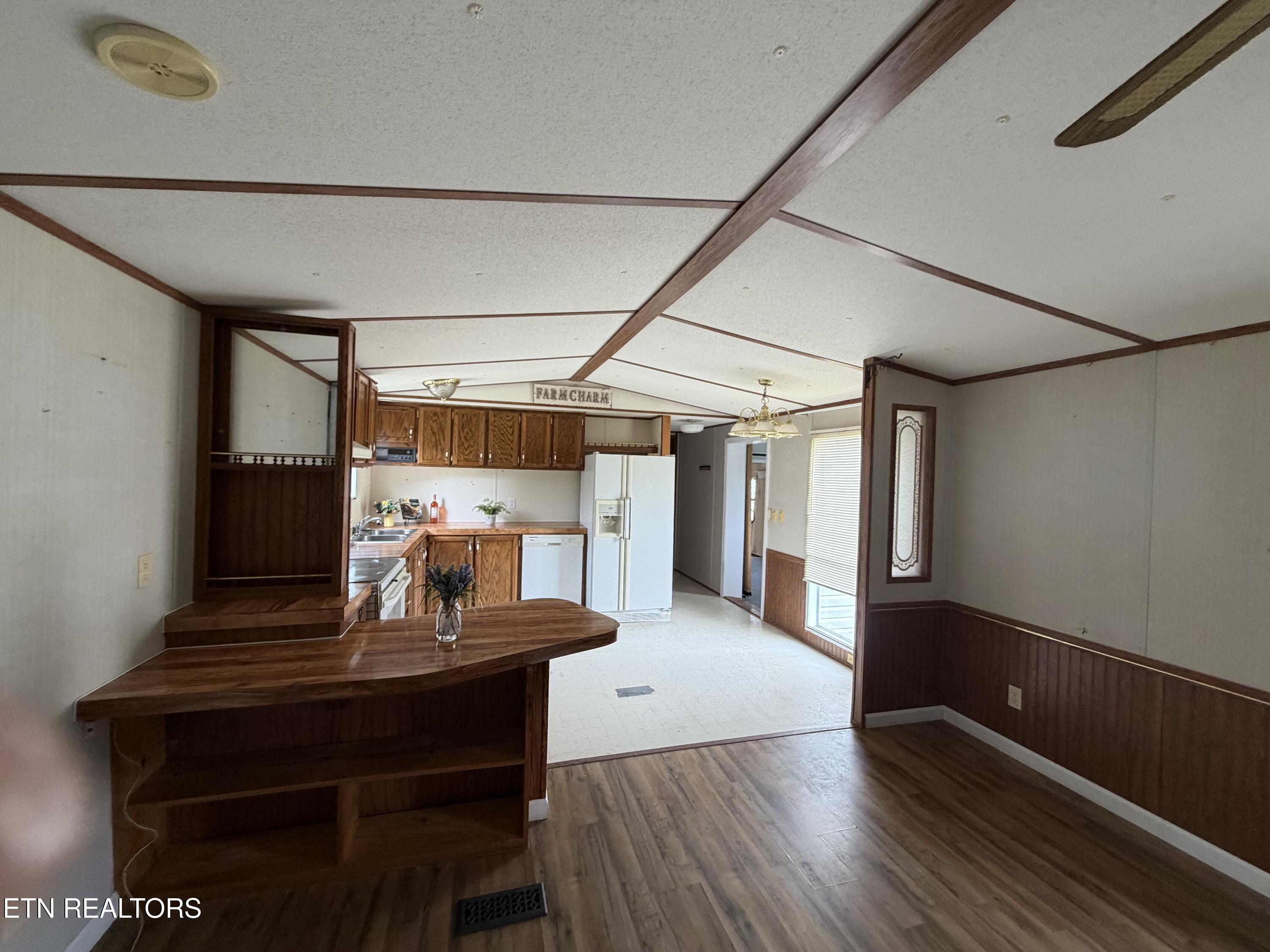 64 Coppett Road Crossville TN 38572