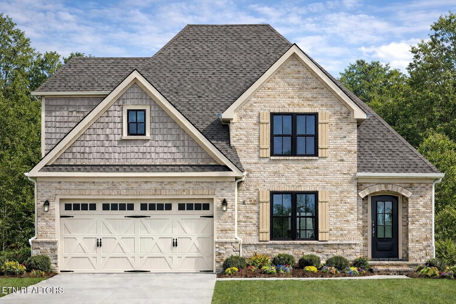 1633 Persimmon Loudon TN 37774