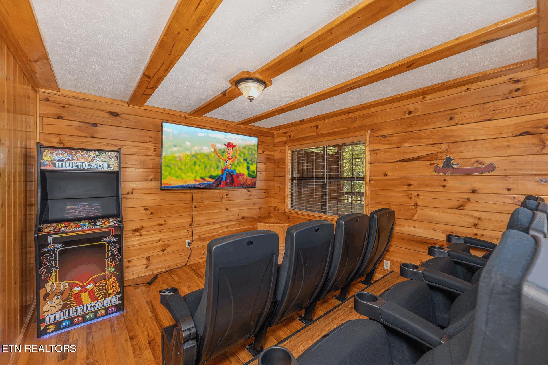 1504 Bears Den Way Sevierville TN 37862