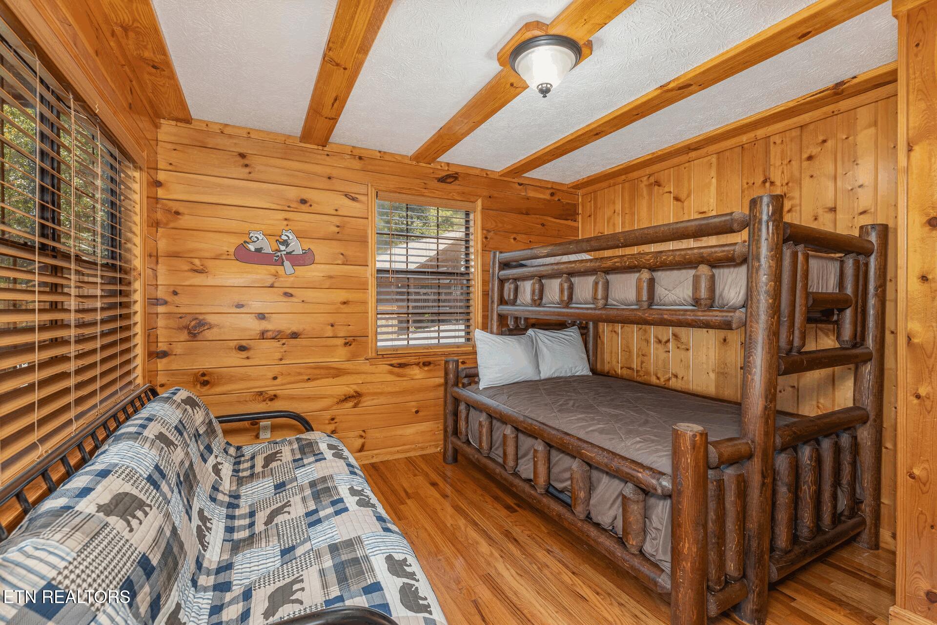 1504 Bears Den Way Sevierville TN 37862