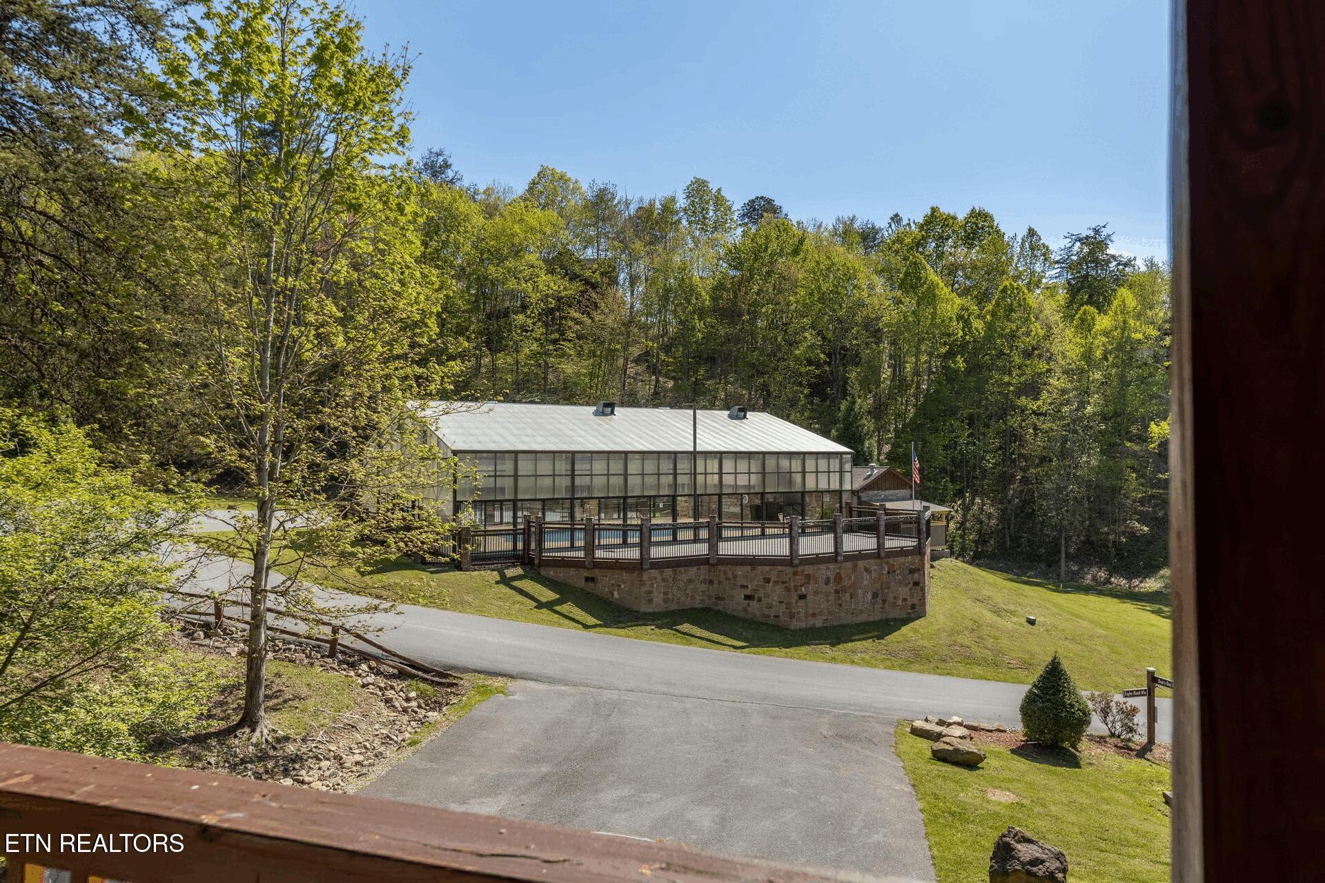 1504 Bears Den Way Sevierville TN 37862