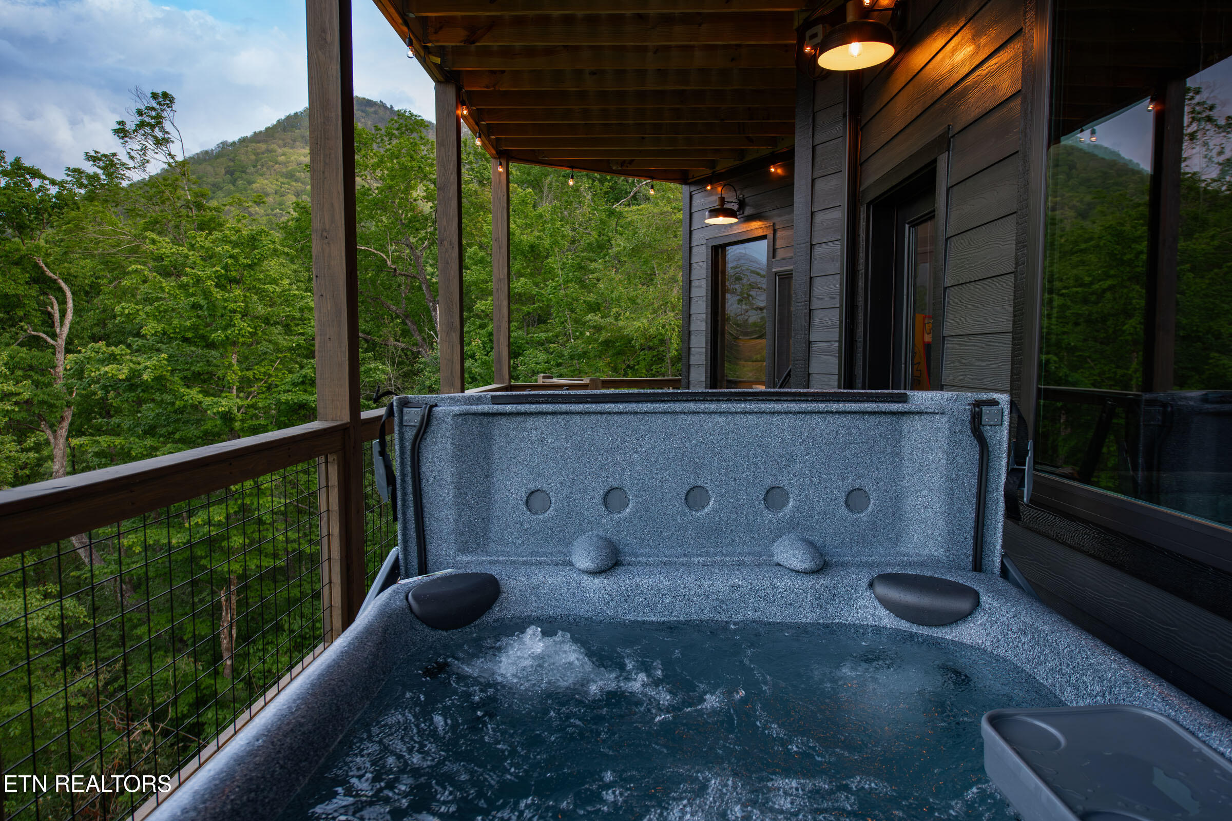 3201 Grouse Ridge Lane Sevierville TN 37862