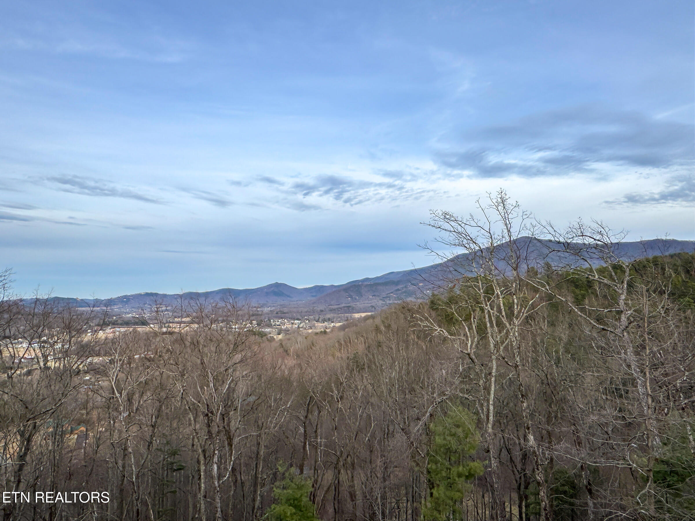 3201 Grouse Ridge Lane Sevierville TN 37862
