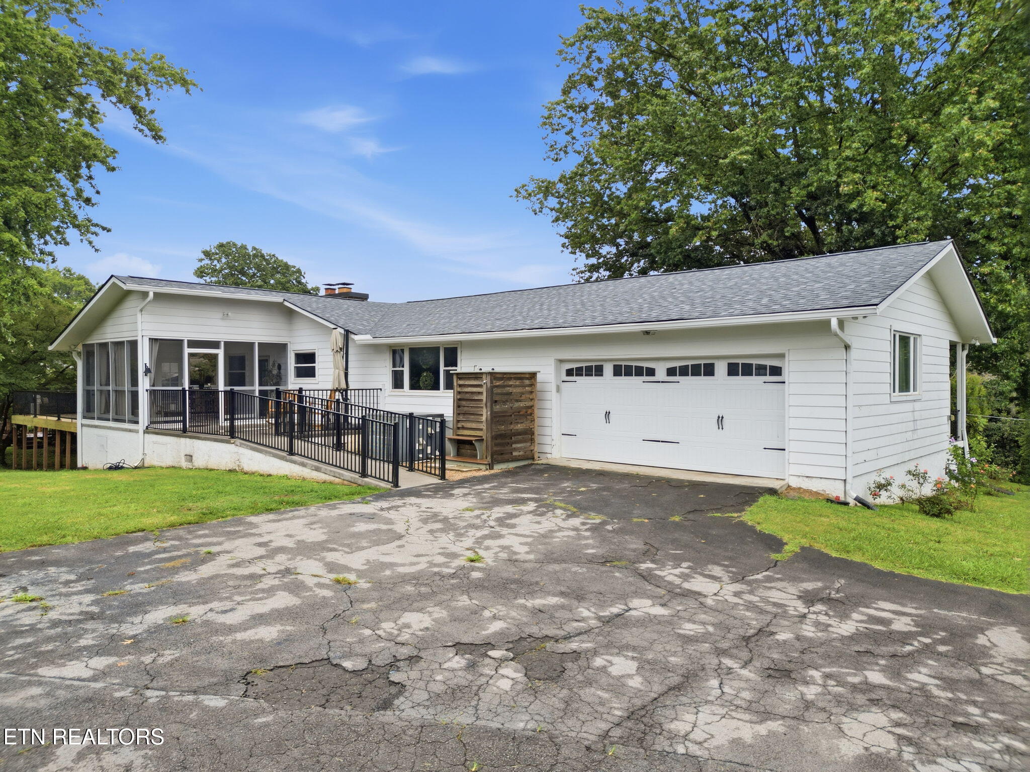 5421 Shenandoah Drive Knoxville TN 37909