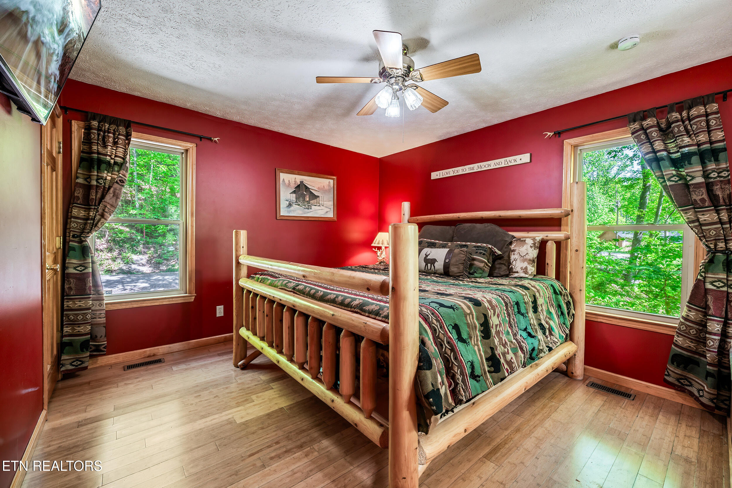 3163 Sourwood Way Sevierville TN 37862