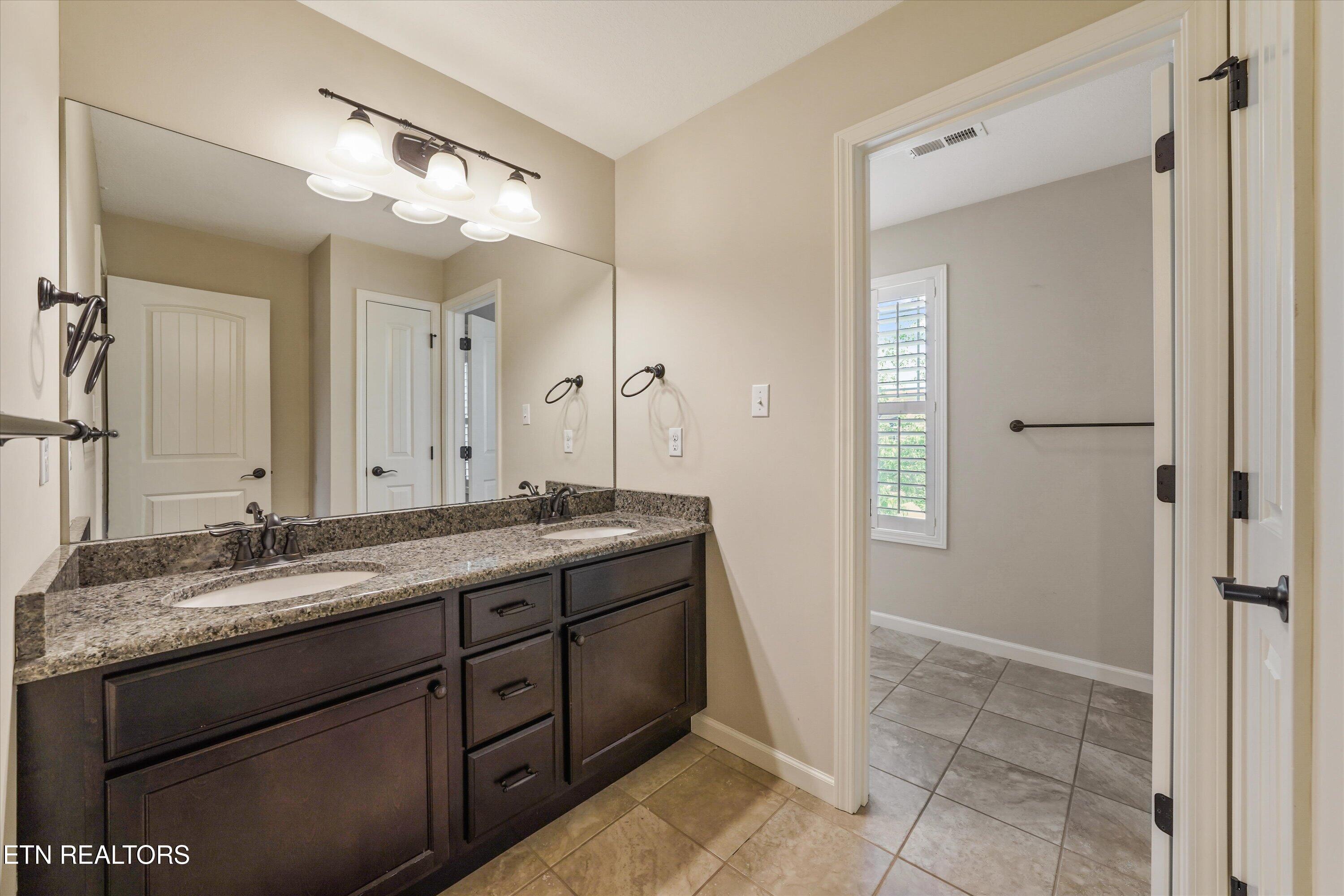 12306 Blacksburg Lane Knoxville TN 37922