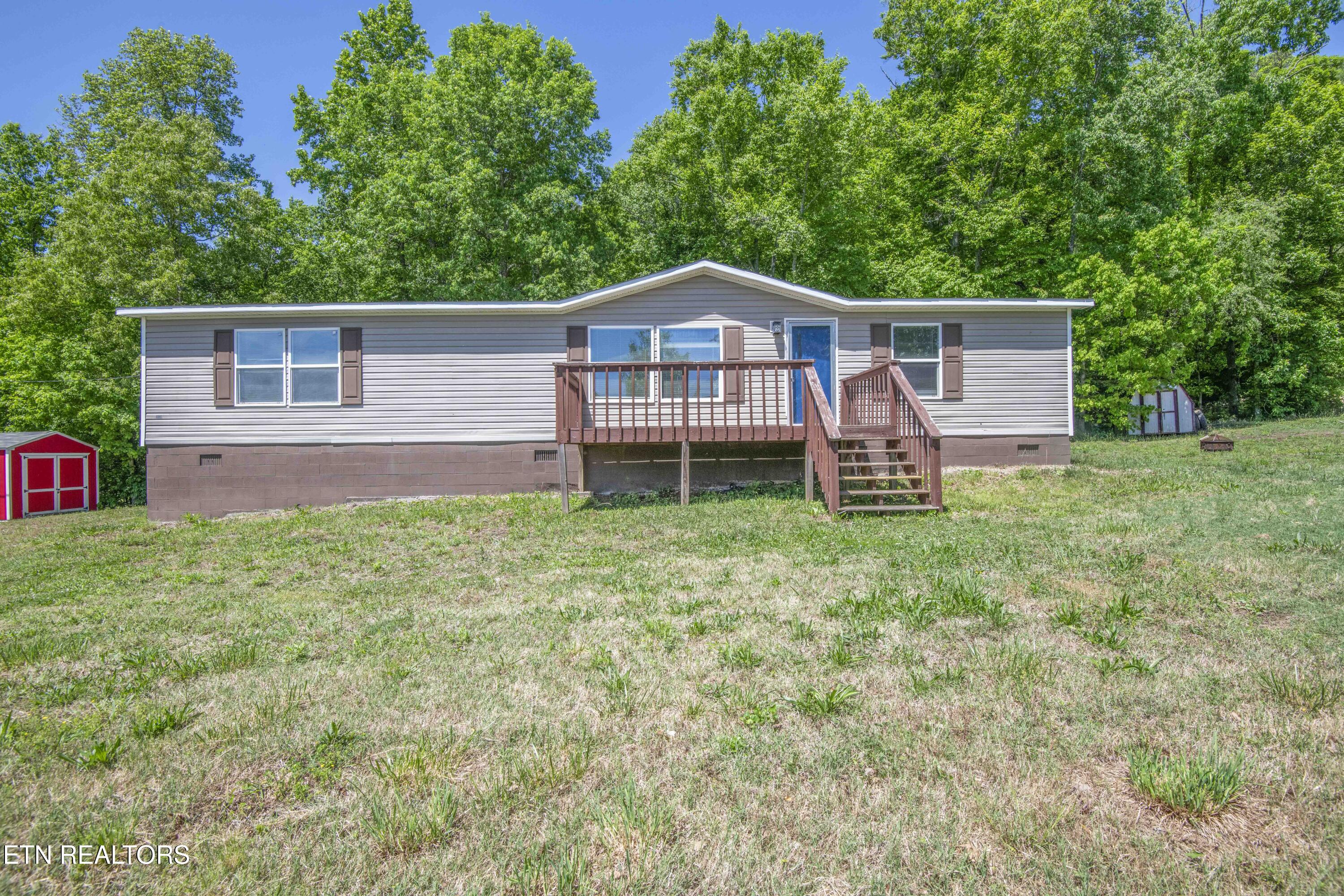 629 Yarnell Road Clinton TN 37716