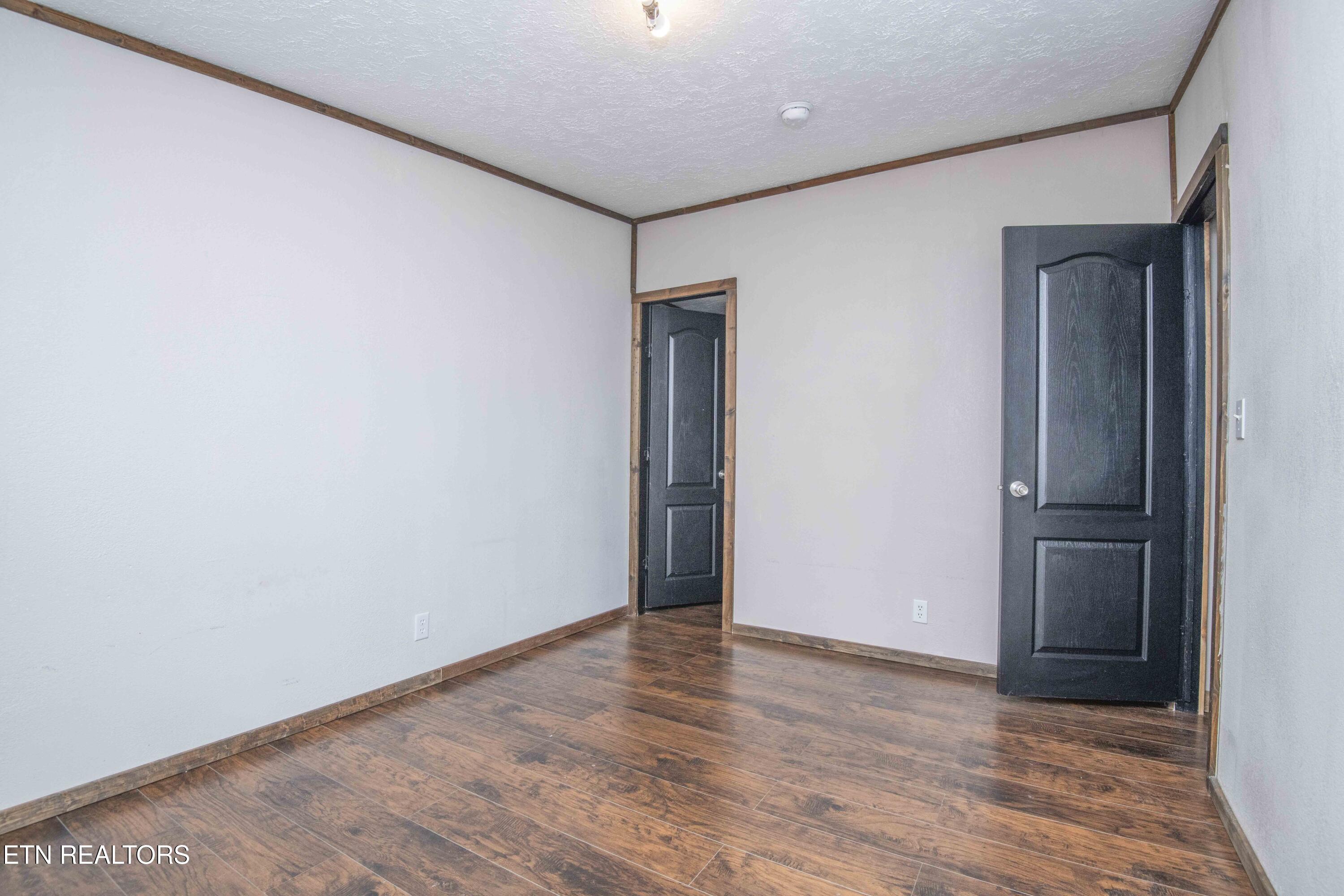 629 Yarnell Road Clinton TN 37716