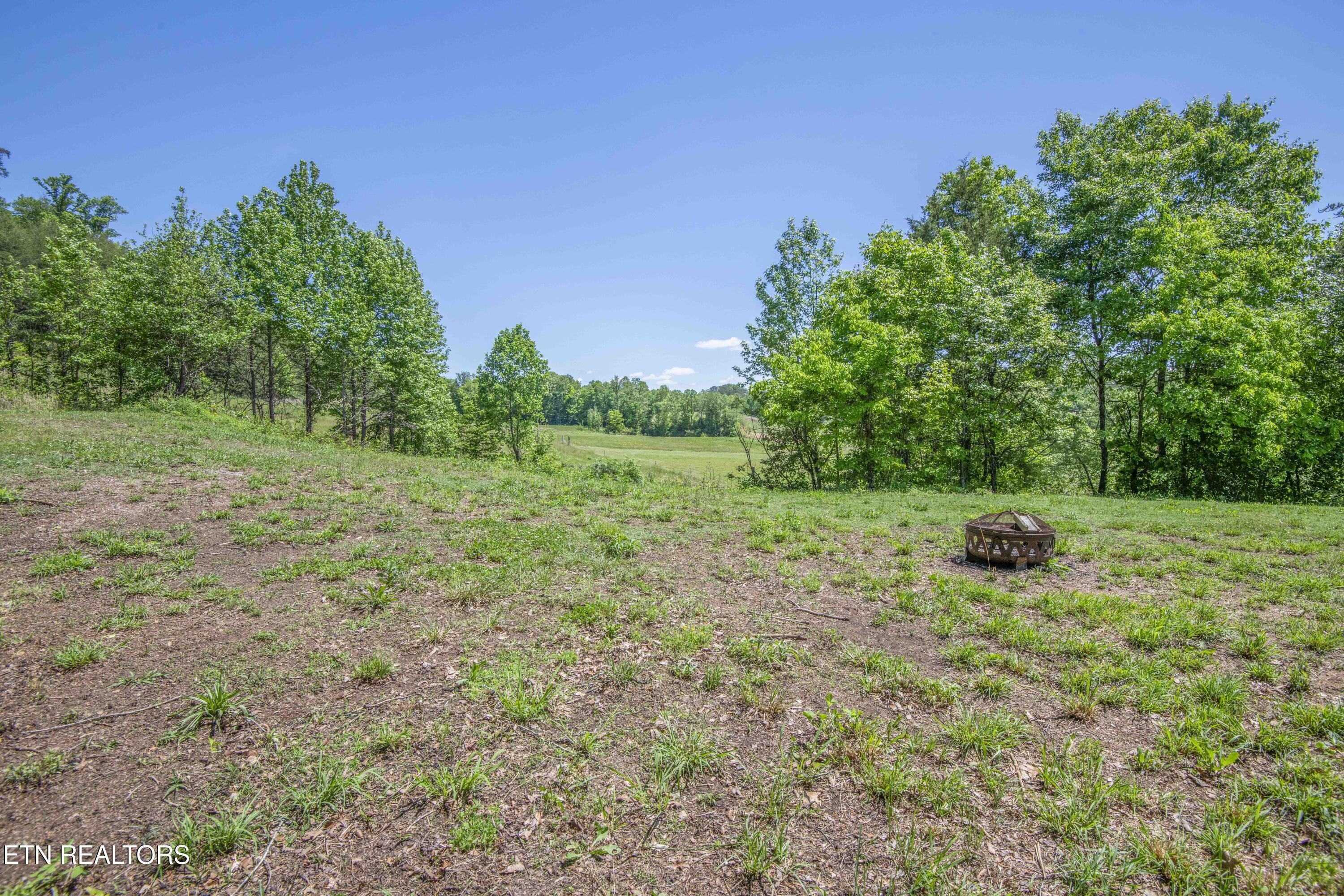 629 Yarnell Road Clinton TN 37716