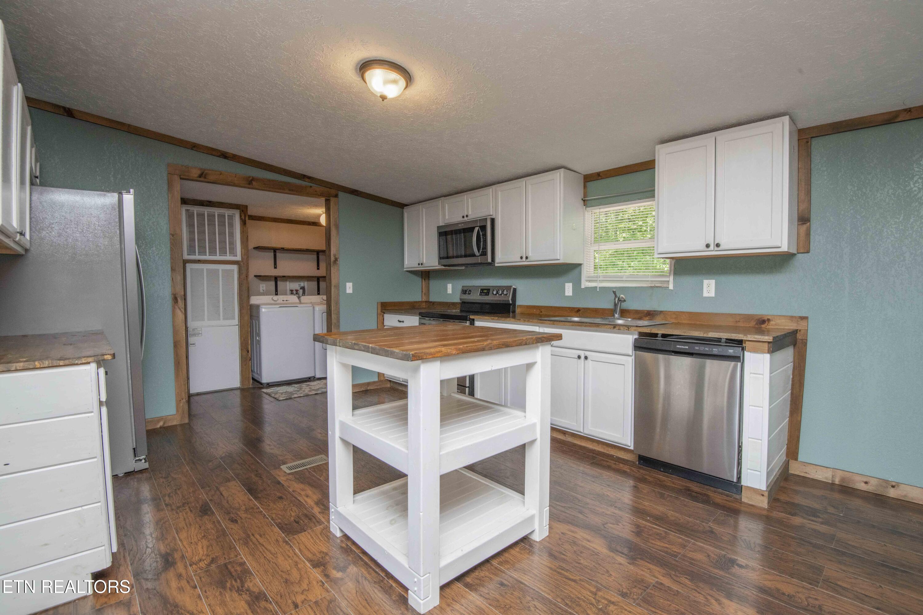 629 Yarnell Road Clinton TN 37716