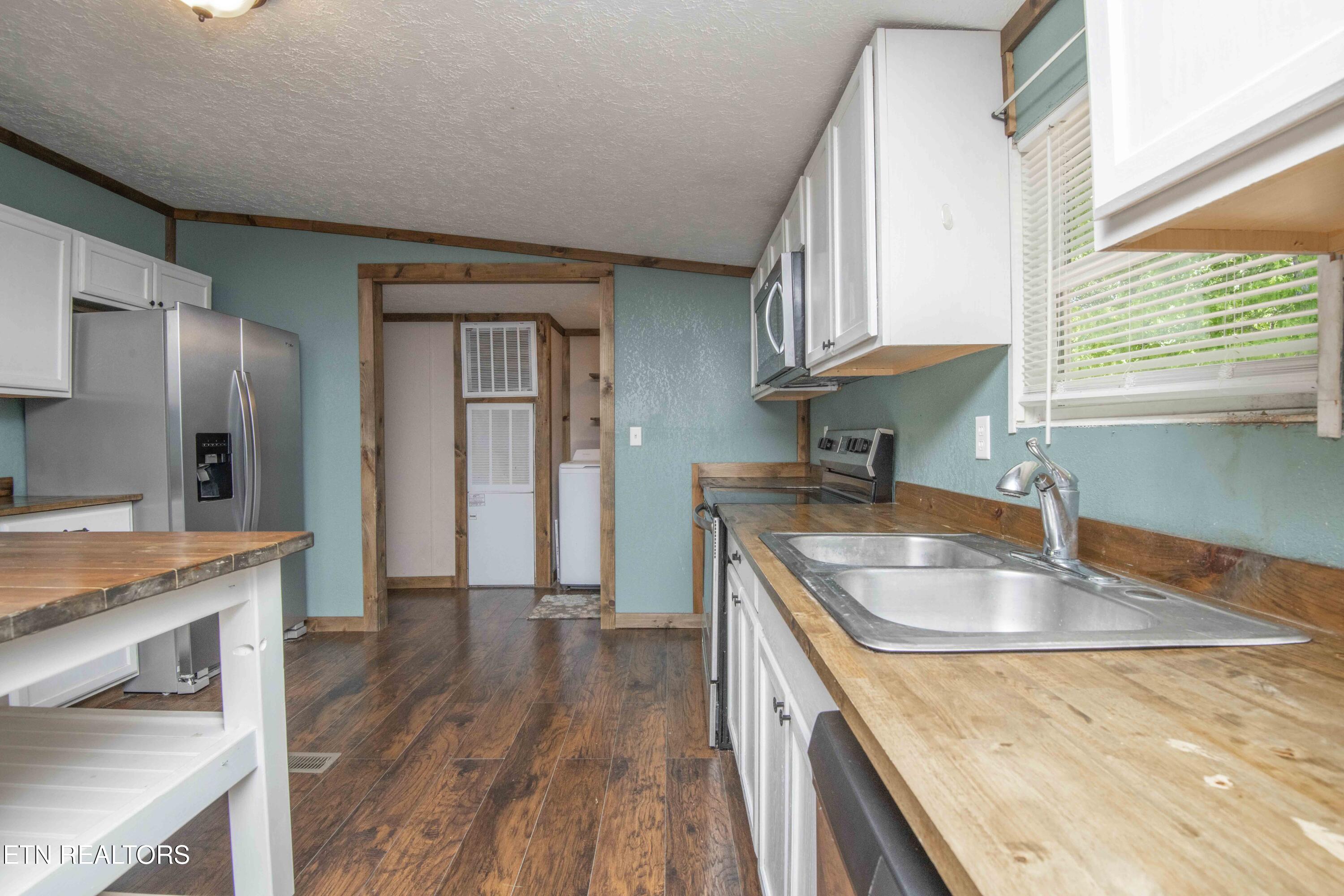 629 Yarnell Road Clinton TN 37716