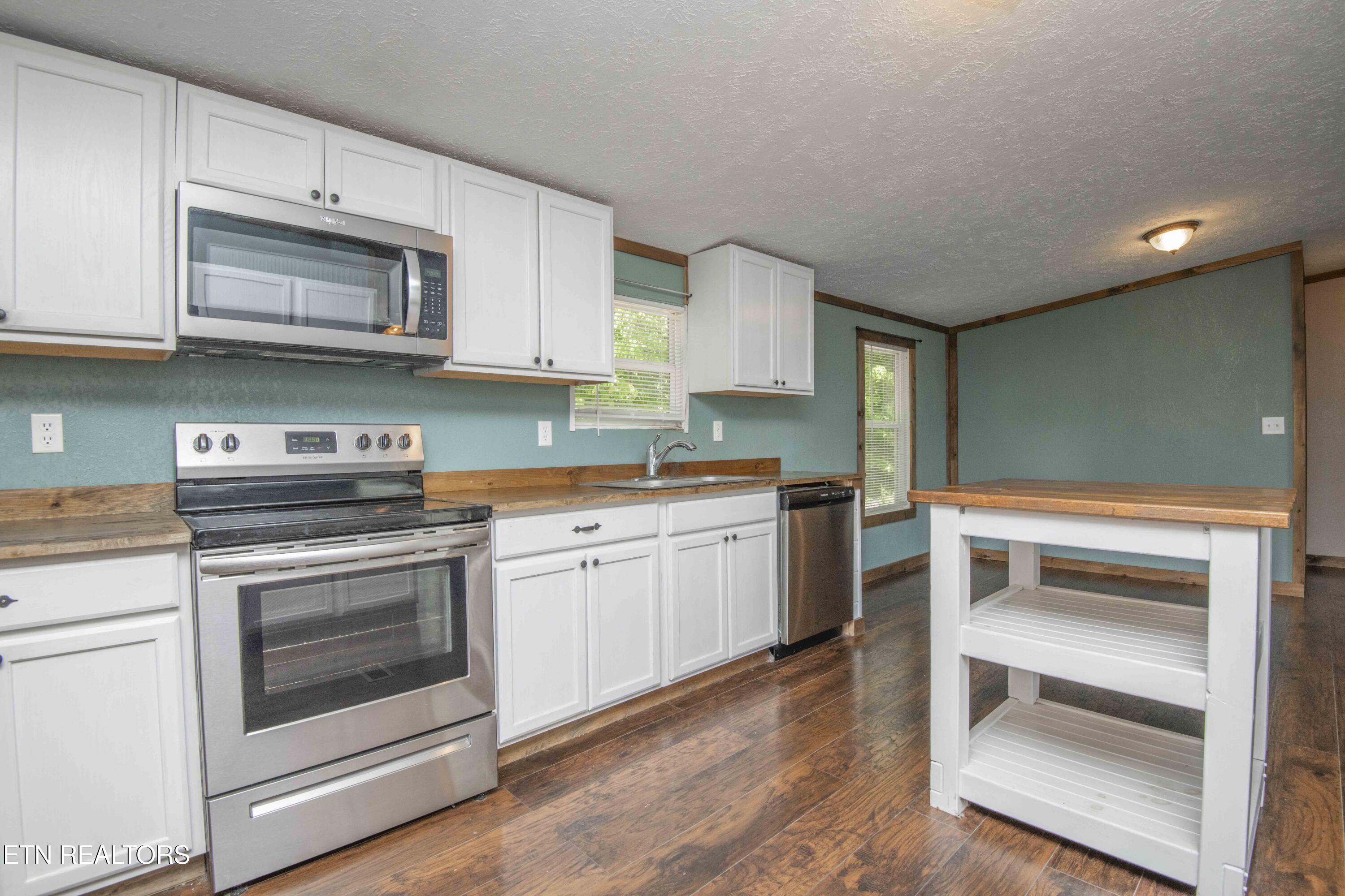 629 Yarnell Road Clinton TN 37716