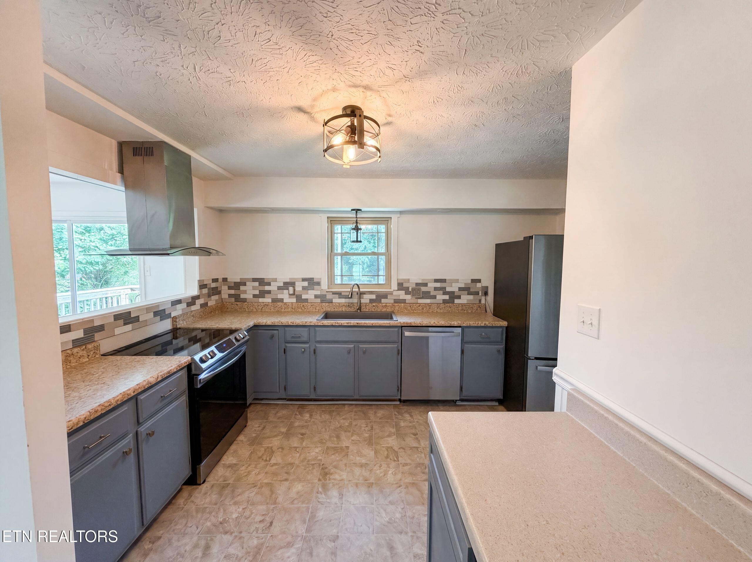 8505 Troutman Lane Knoxville TN 37931