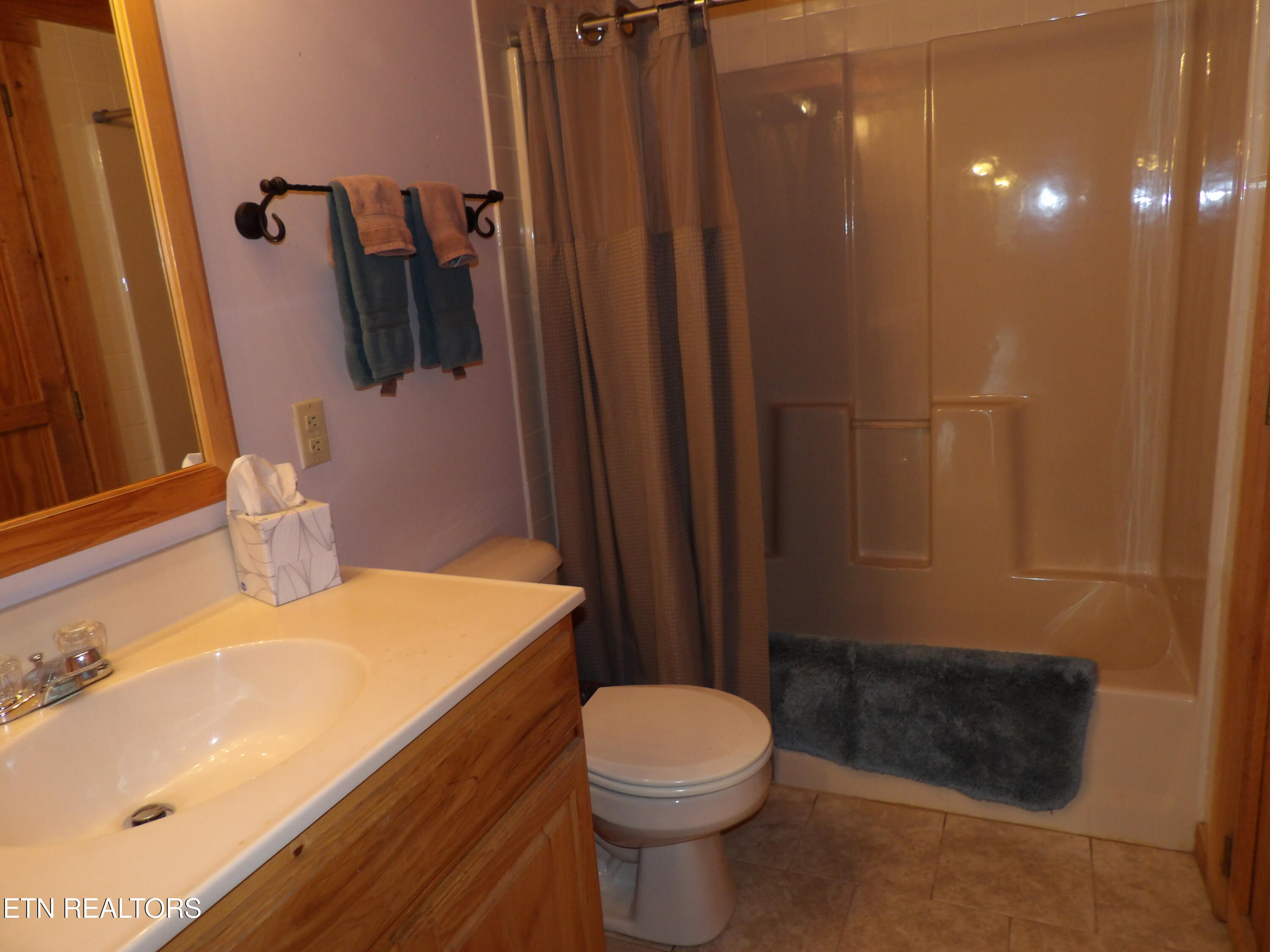 323 Beech Hollow Road Harrogate TN 37752