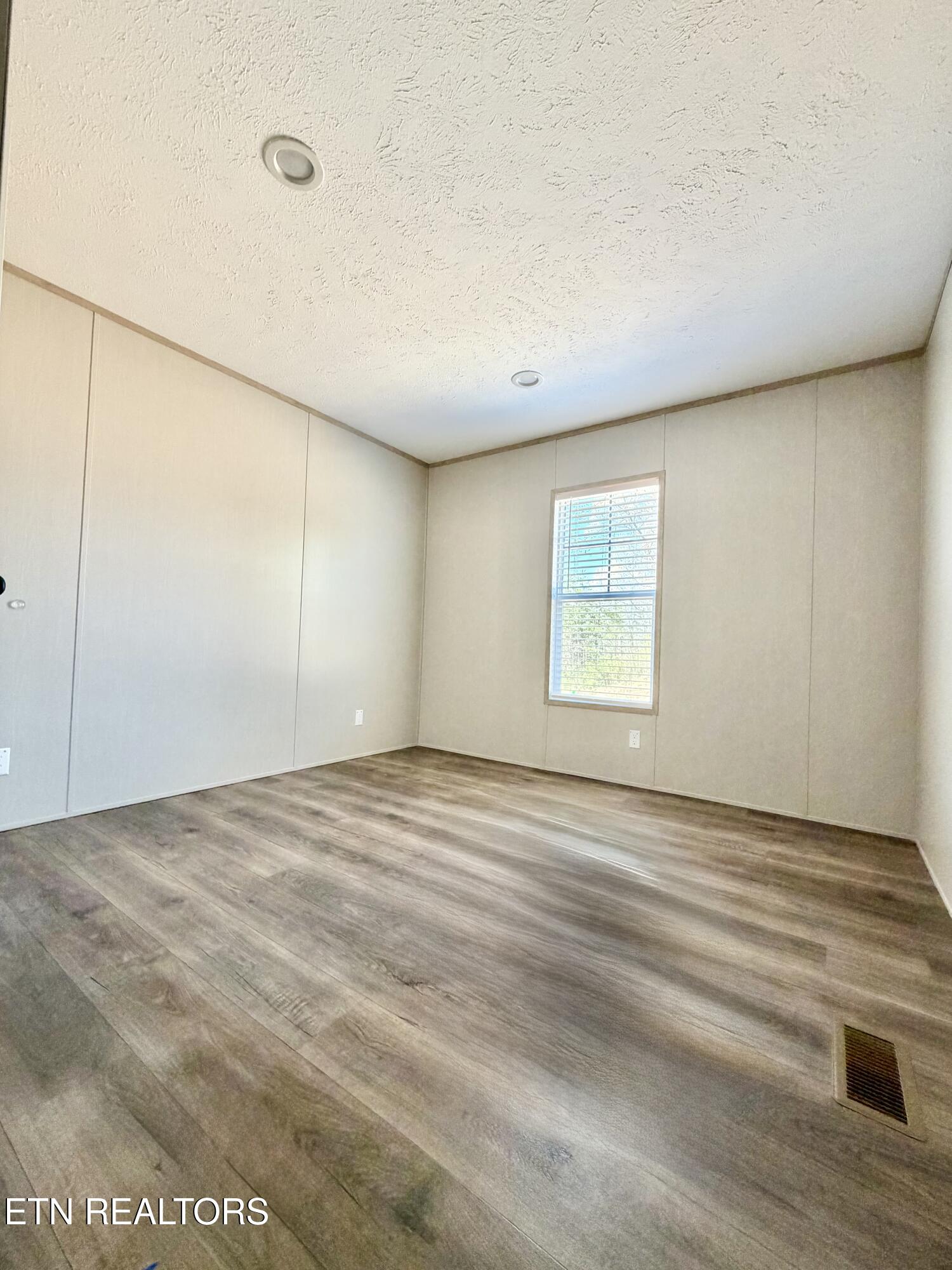 102 Serrento Lane New Tazewell TN 37825