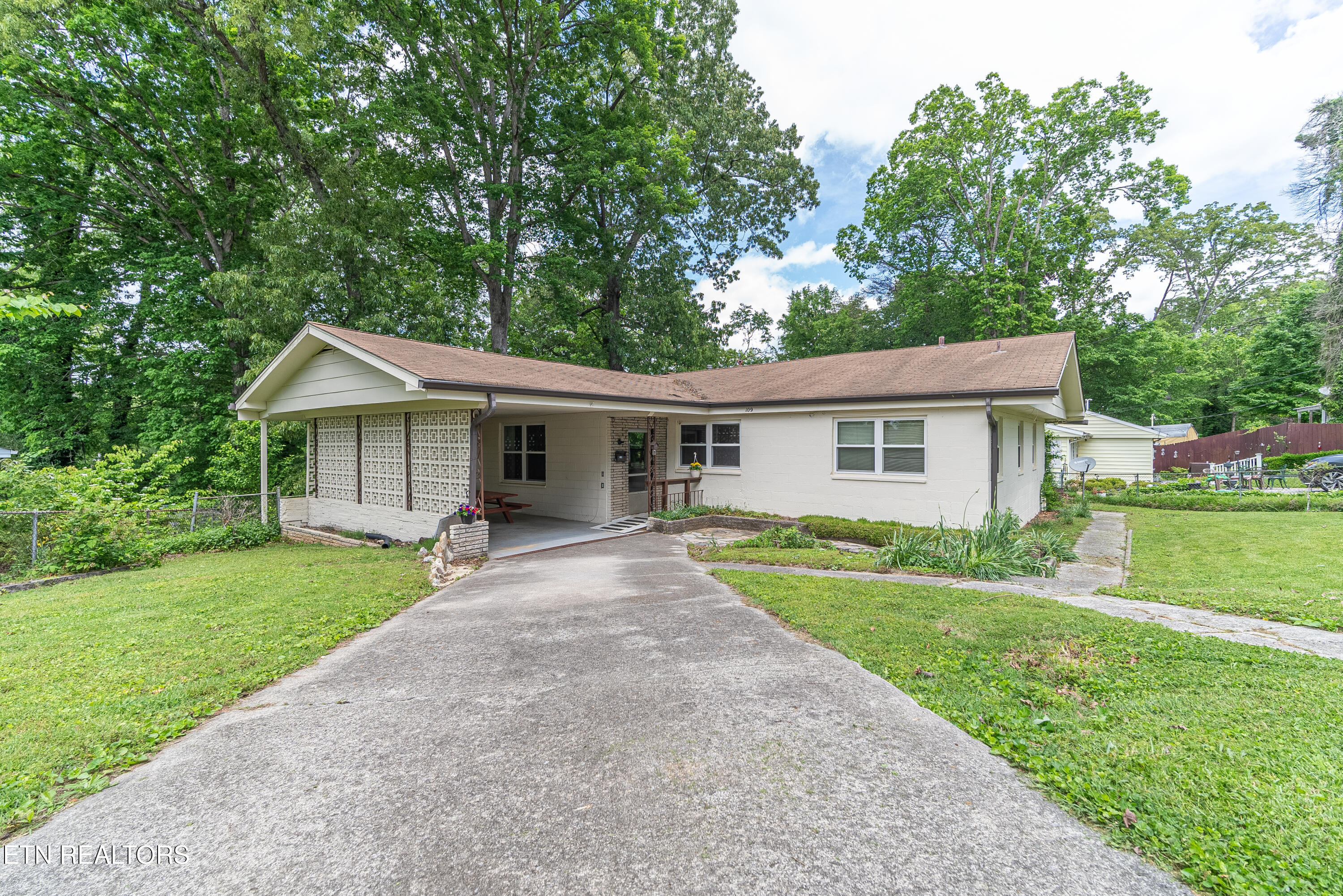 109 Nasson Lane Oak Ridge TN 37830