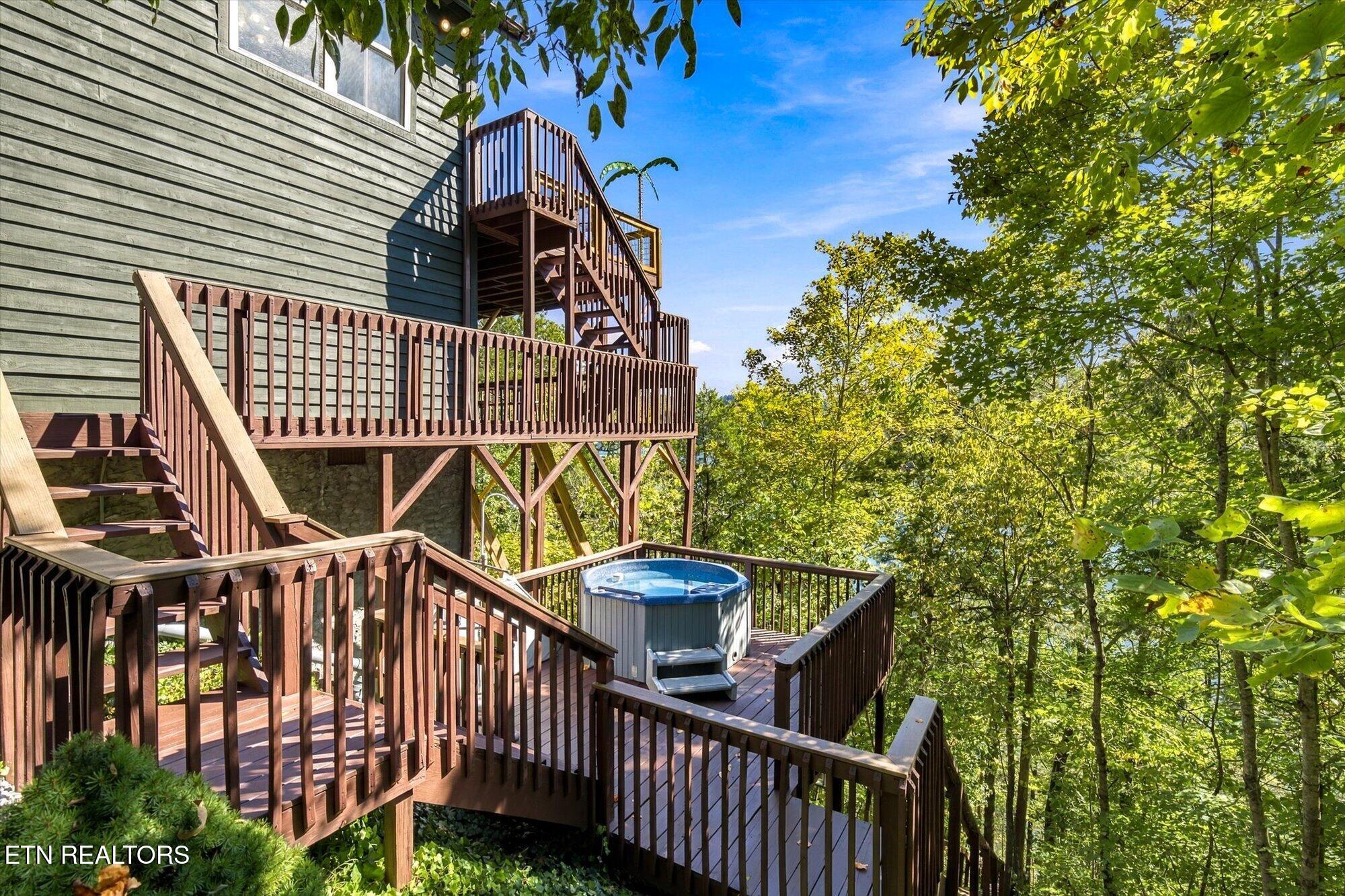 869 Flat Hollow Marina Road Speedwell TN 37870