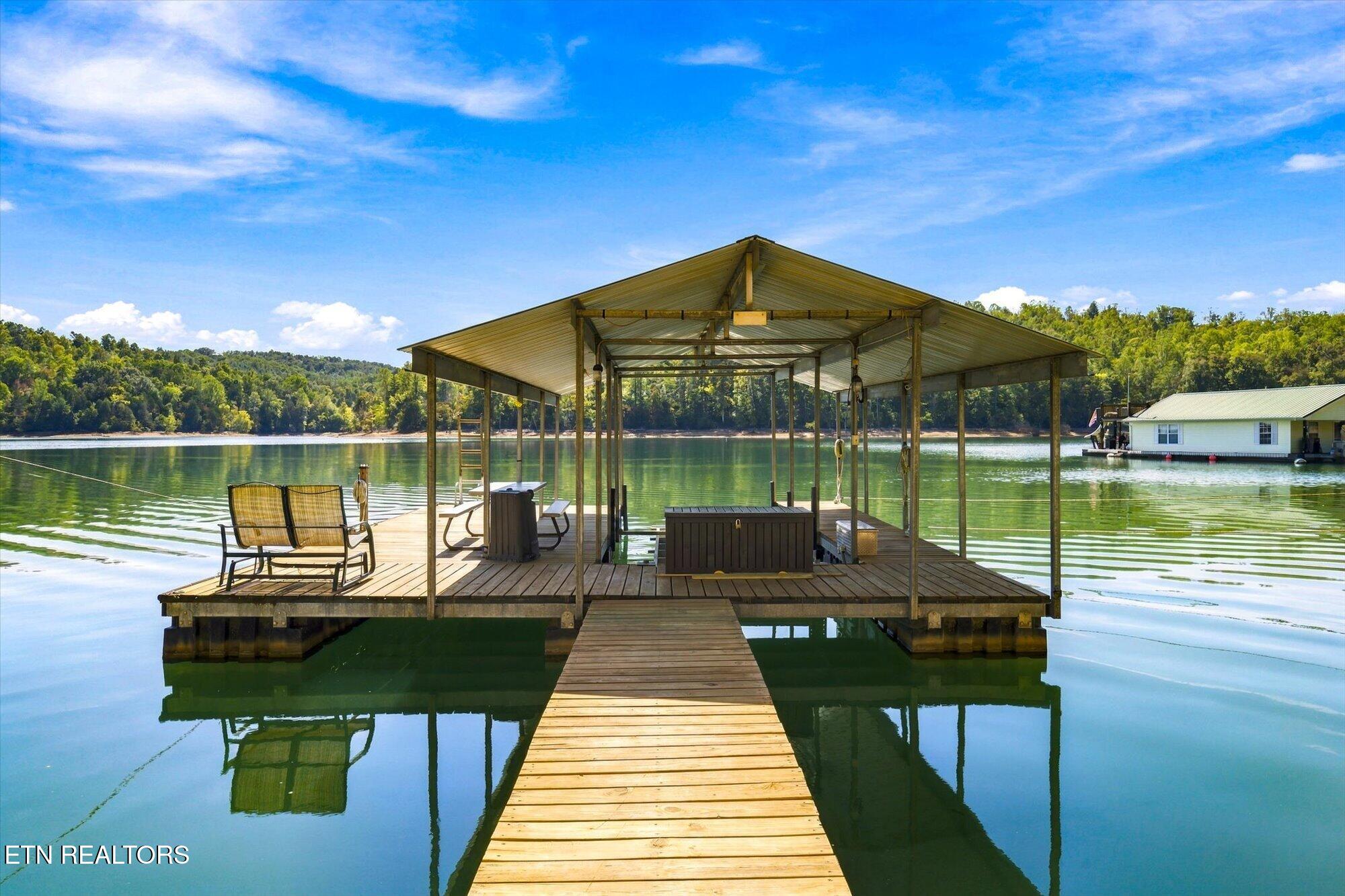 869 Flat Hollow Marina Road Speedwell TN 37870
