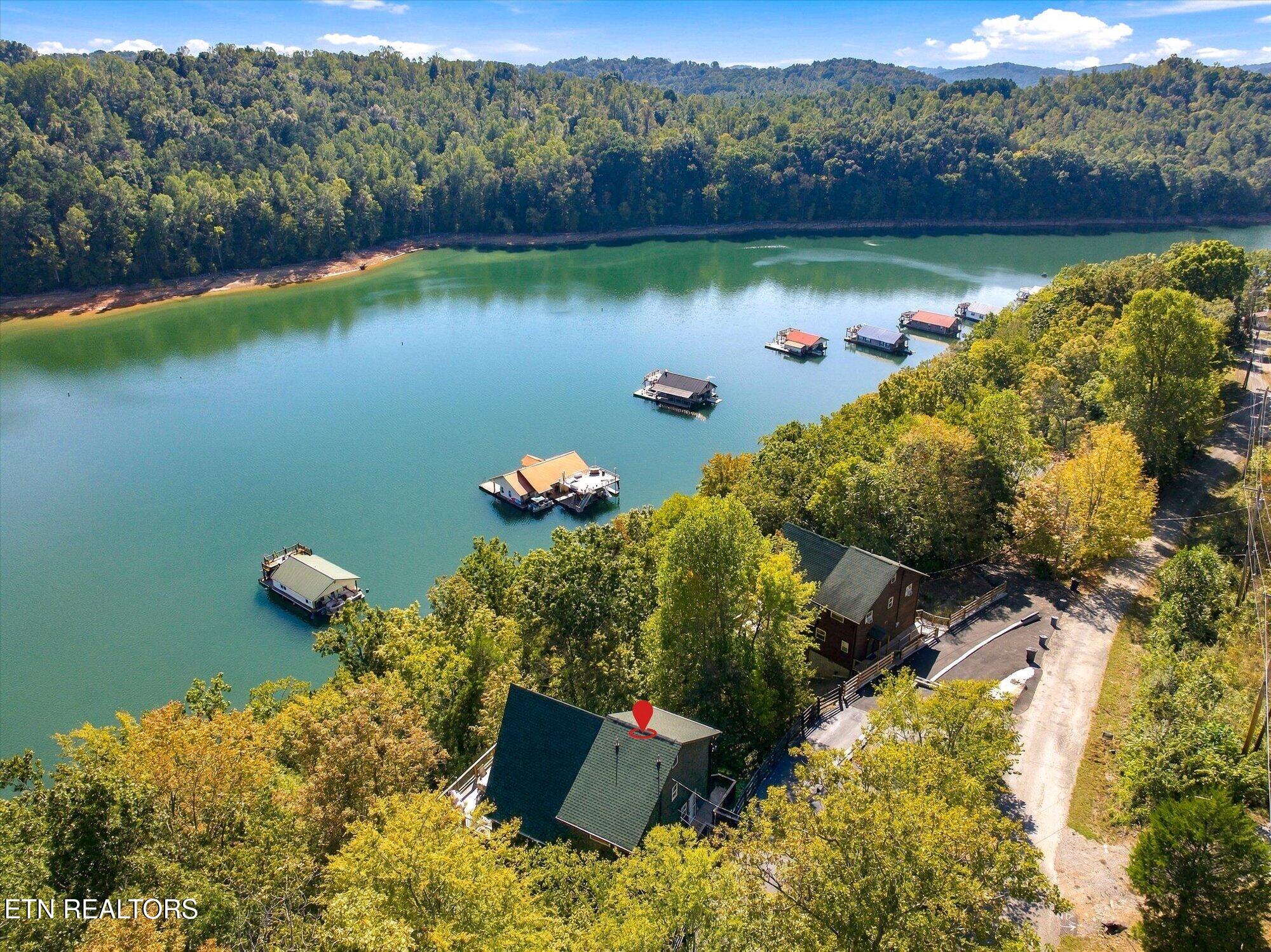 869 Flat Hollow Marina Road Speedwell TN 37870