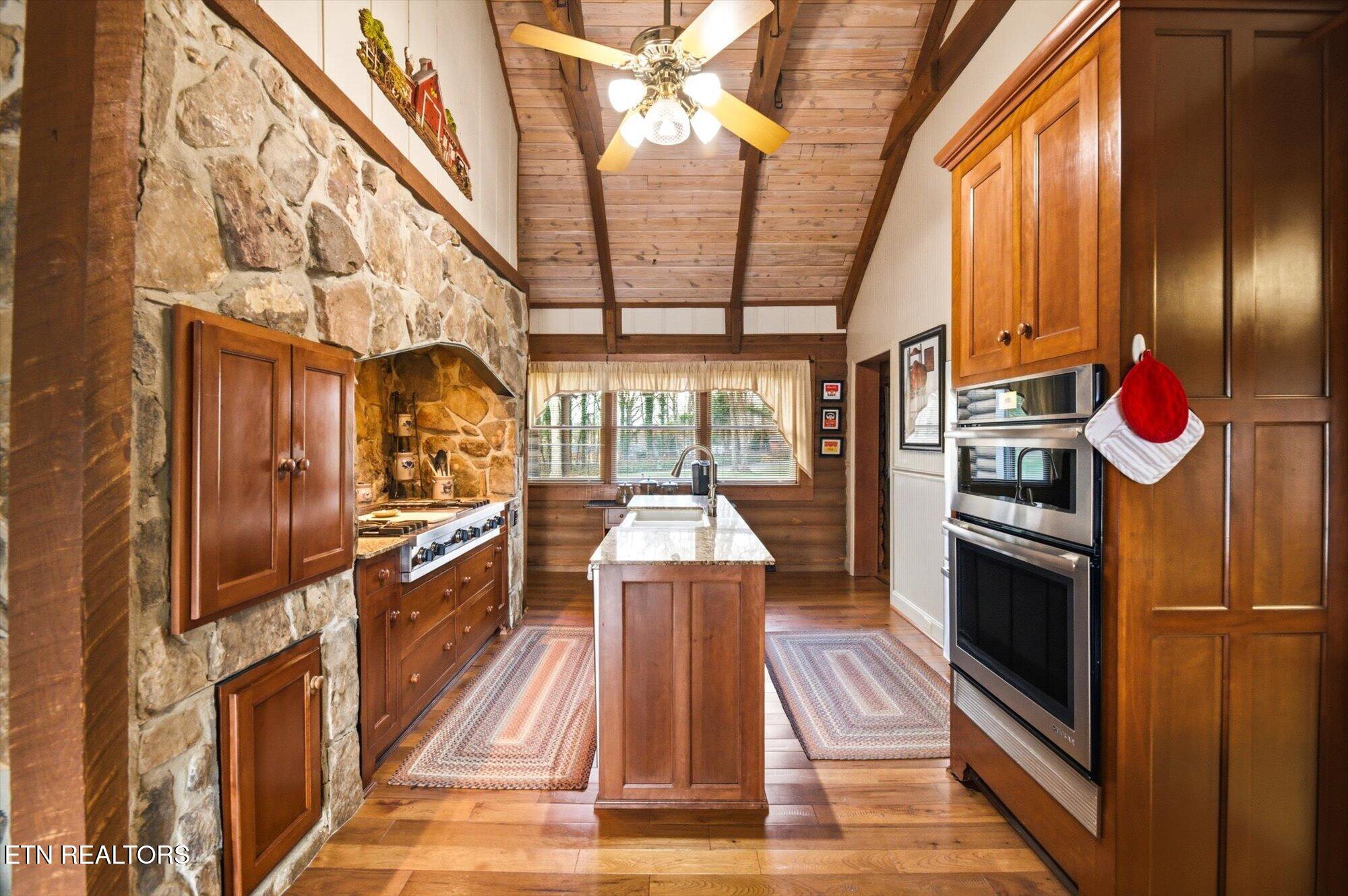 209 County Road 576 Englewood TN 37329